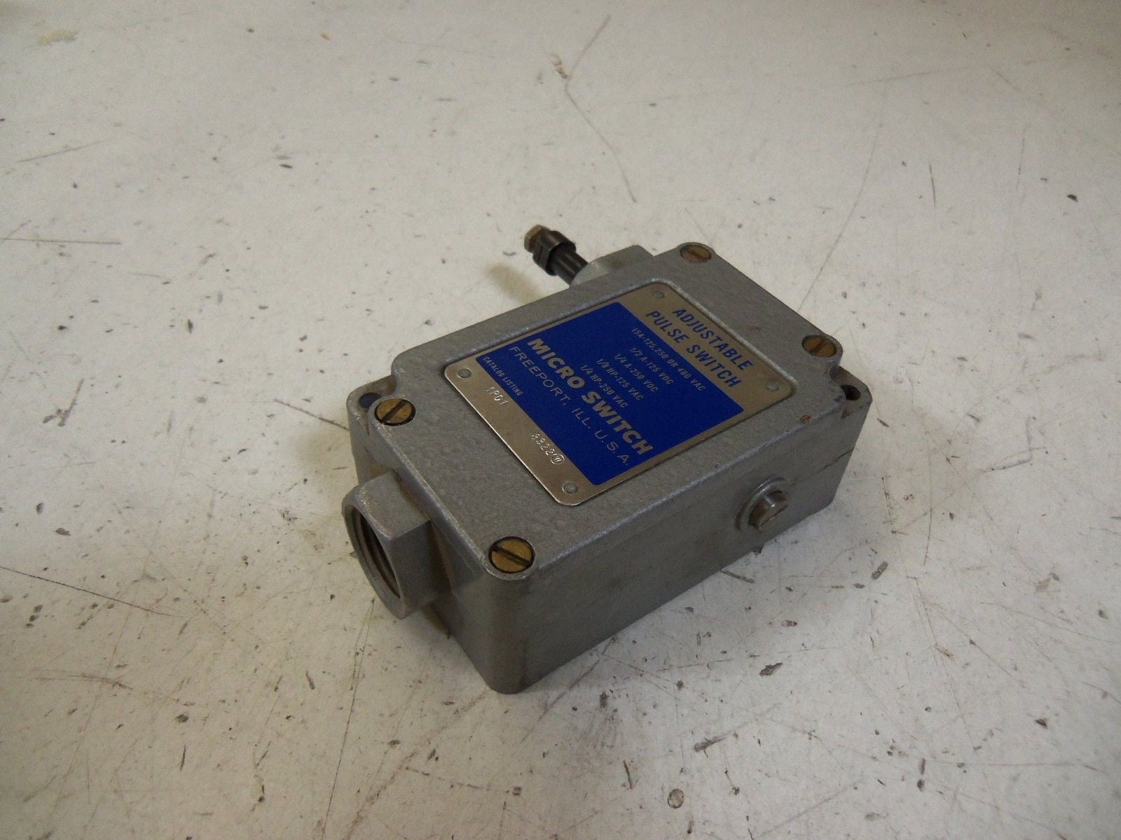 MICRO SWITCH 1PD1 *USED*
