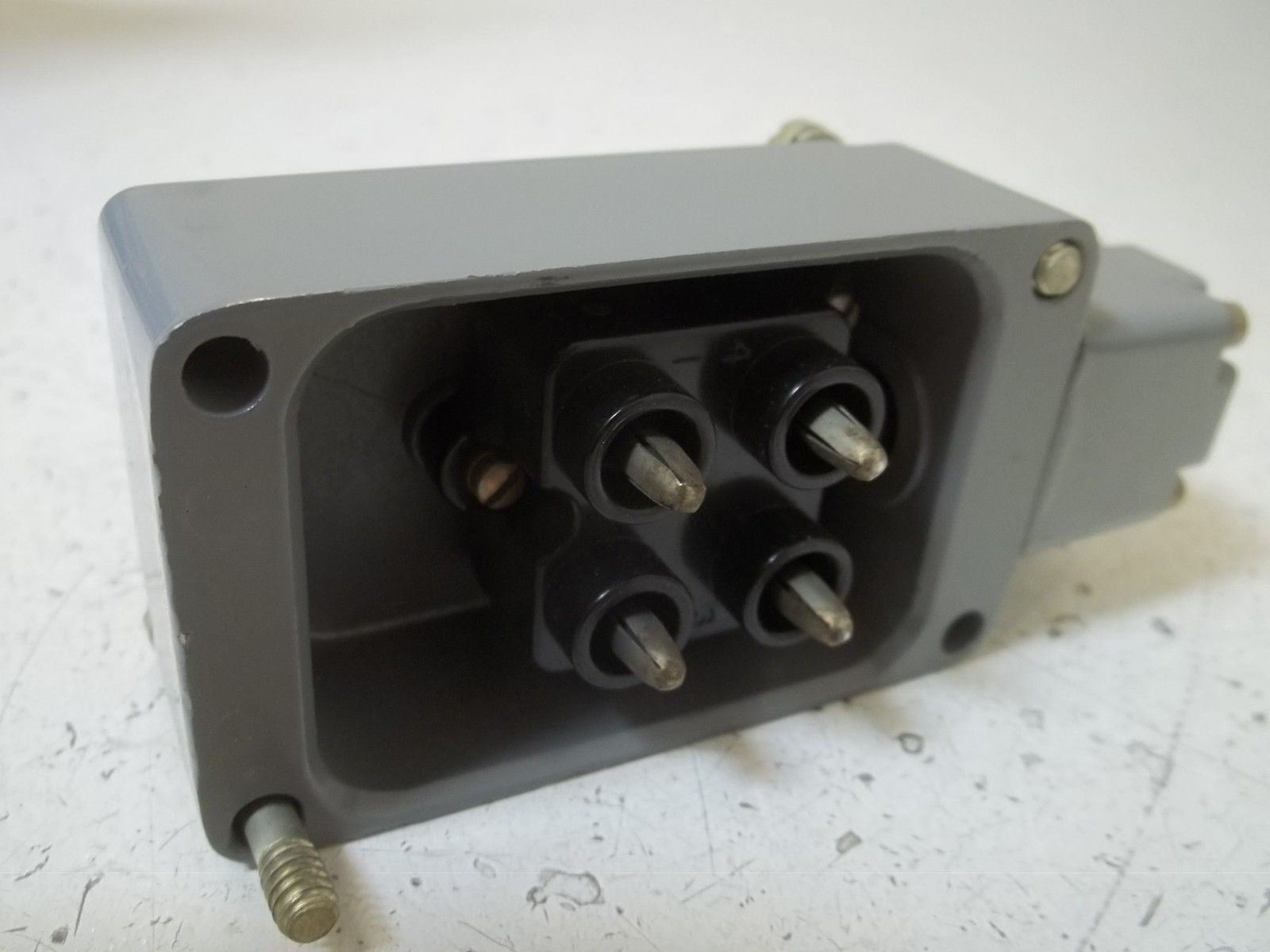 MICROSWITCH 201LS1 (GREY) *USED*