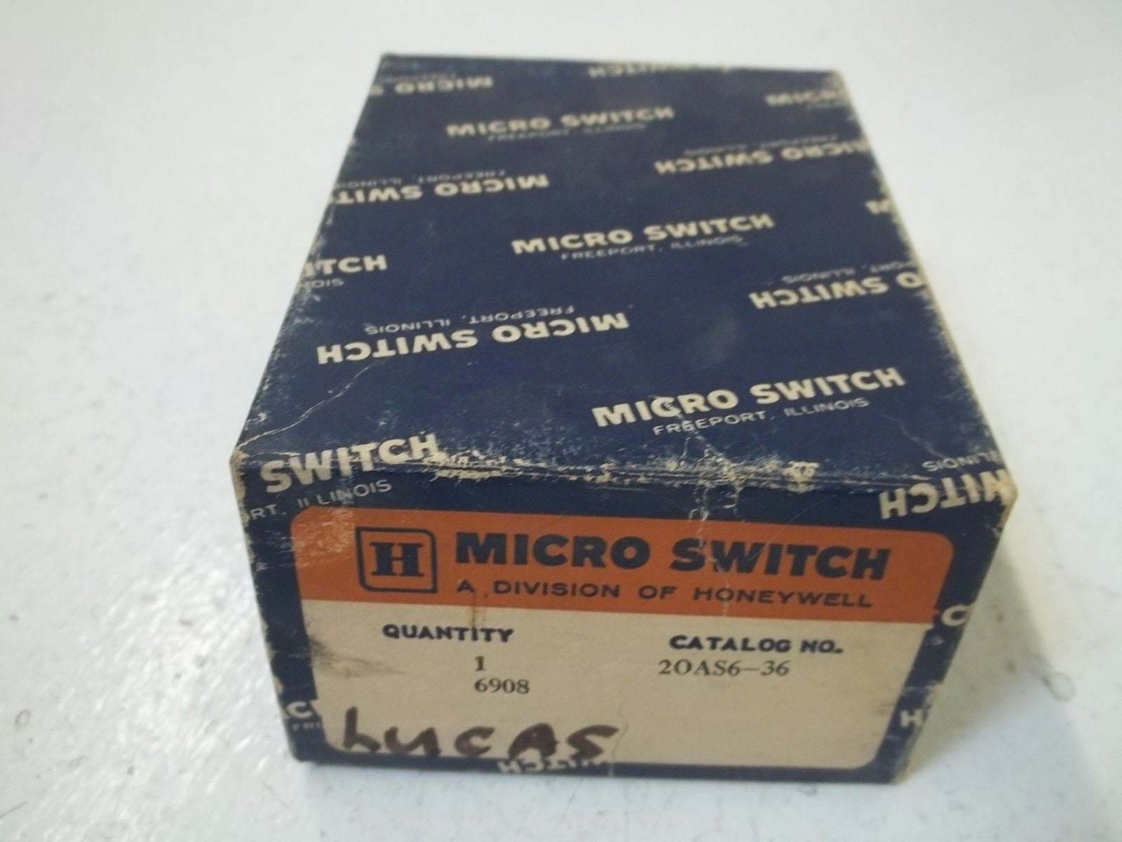 MICRO SWITCH 20AS6-36 *NEW IN BOX*