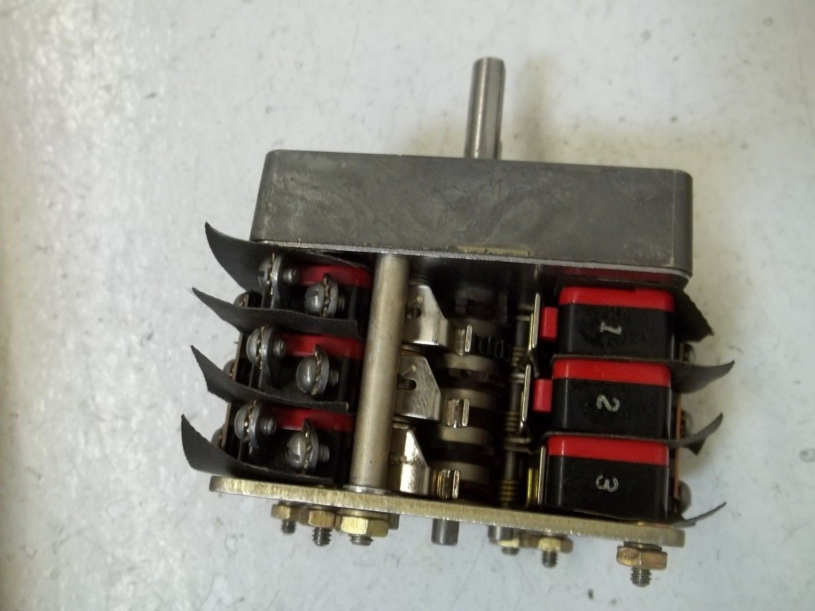 MICRO SWITCH 20AS6-36 *NEW IN BOX*
