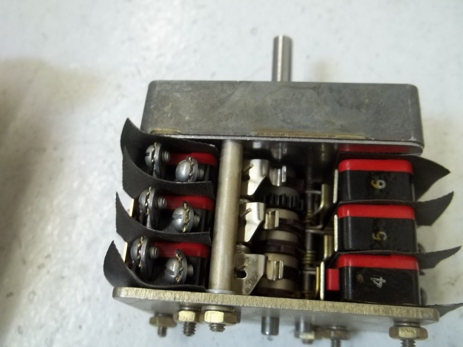 MICRO SWITCH 20AS6-36 *NEW IN BOX*