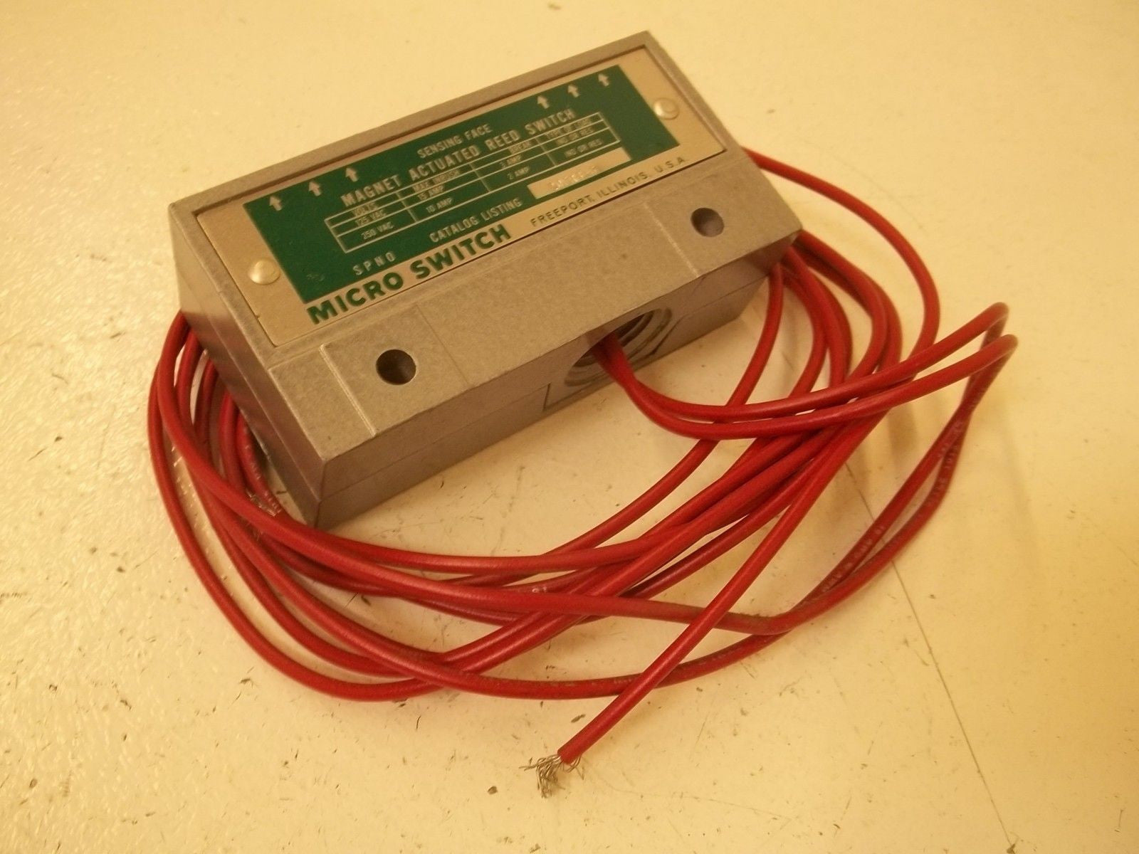 MICRO SWITCH 20FR3-6B *NEW IN BOX*