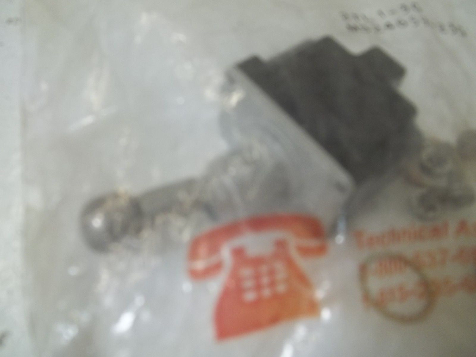 MICROSWITCH 2TL1-3G SWITCH, TOGGLE WITH HARDWARE *NEW IN A FACTORY BAG*