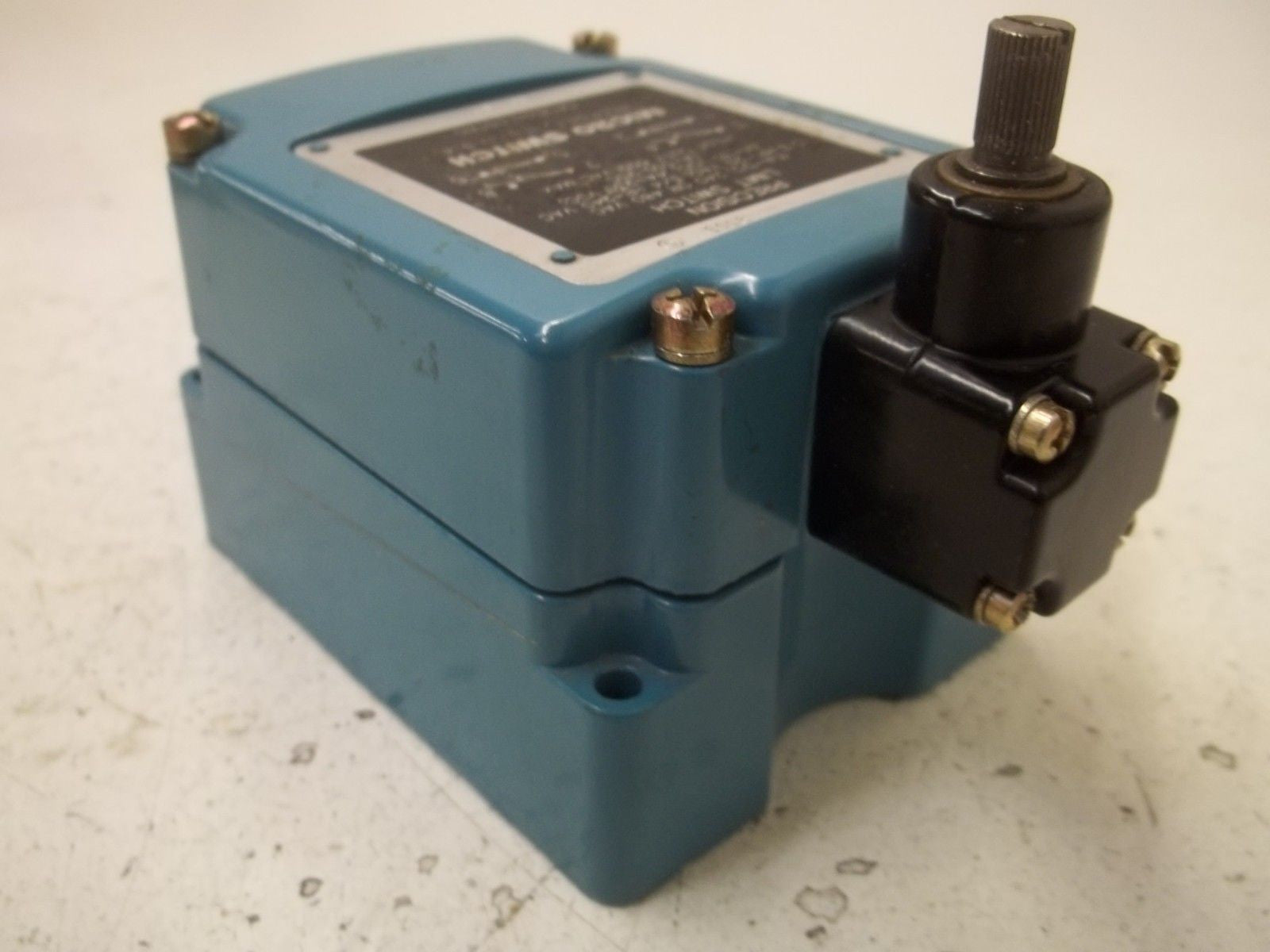 MICRO SWITCH 301LS1 LIMIT SWITCH *USED*