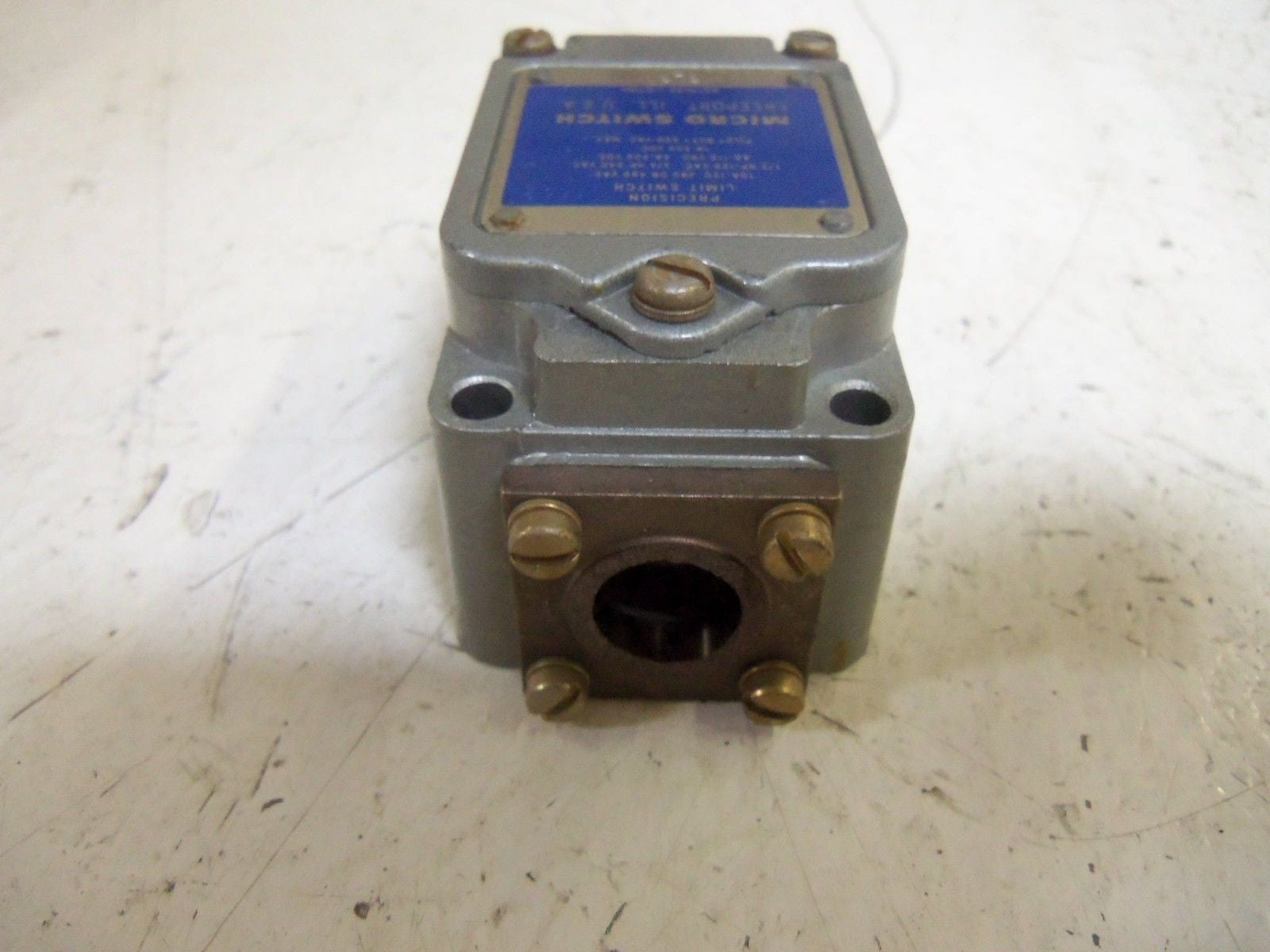MICROSWITCH 5LS1 (GREY - BODY ONLY) *USED*