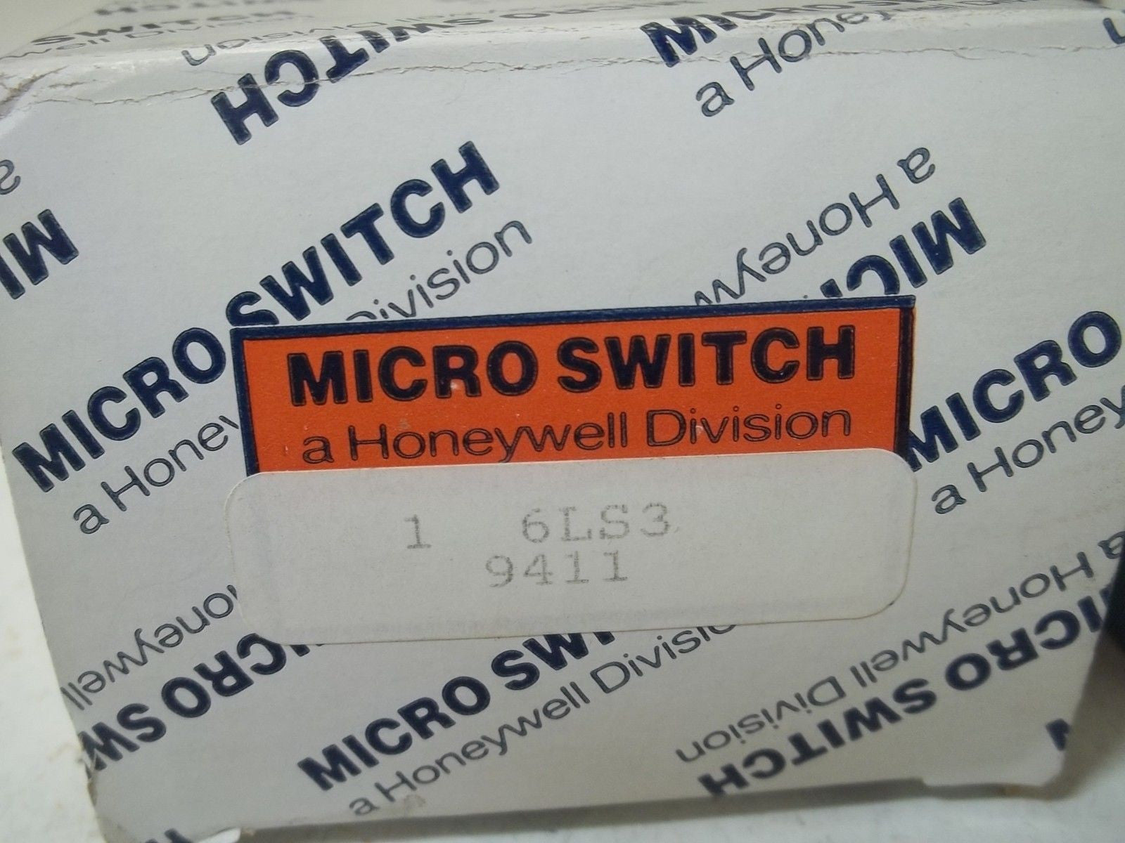 MICROSWITCH 6LS3 LIMIT SWITCH *NEW IN BOX*