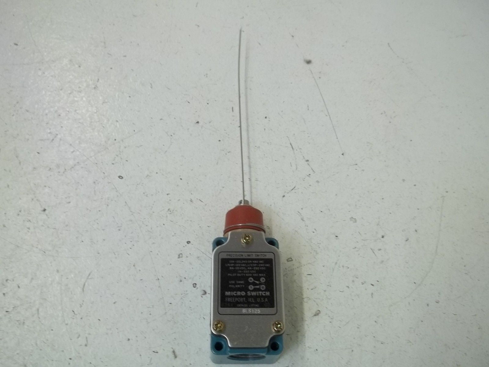 MICROSWITCH 8LS125 LIMIT SWITCH *NEW IN BOX*