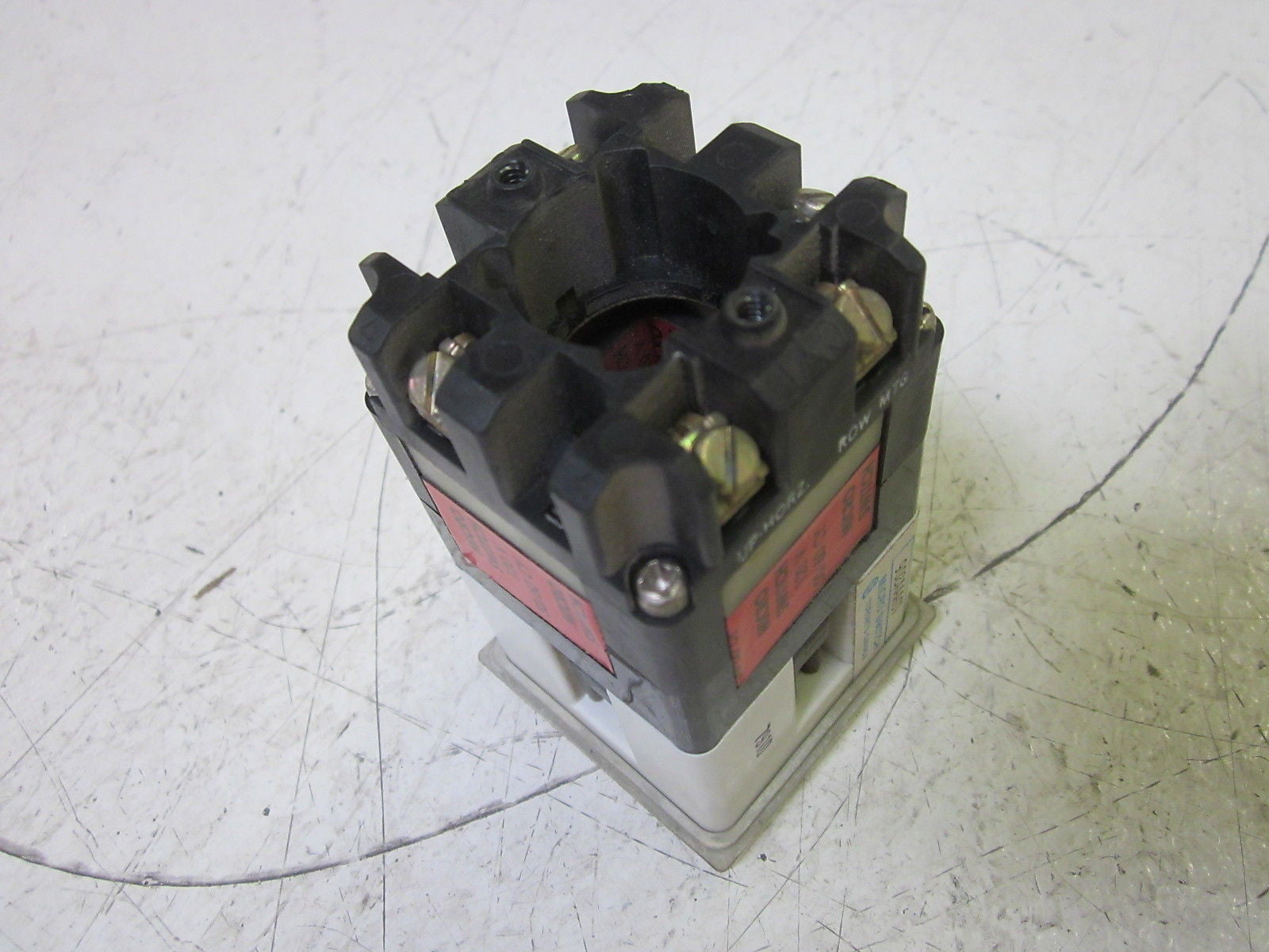 MICROSWITCH 908AAA01 INDICATOR SWITCH 120V *NEW IN BOX*