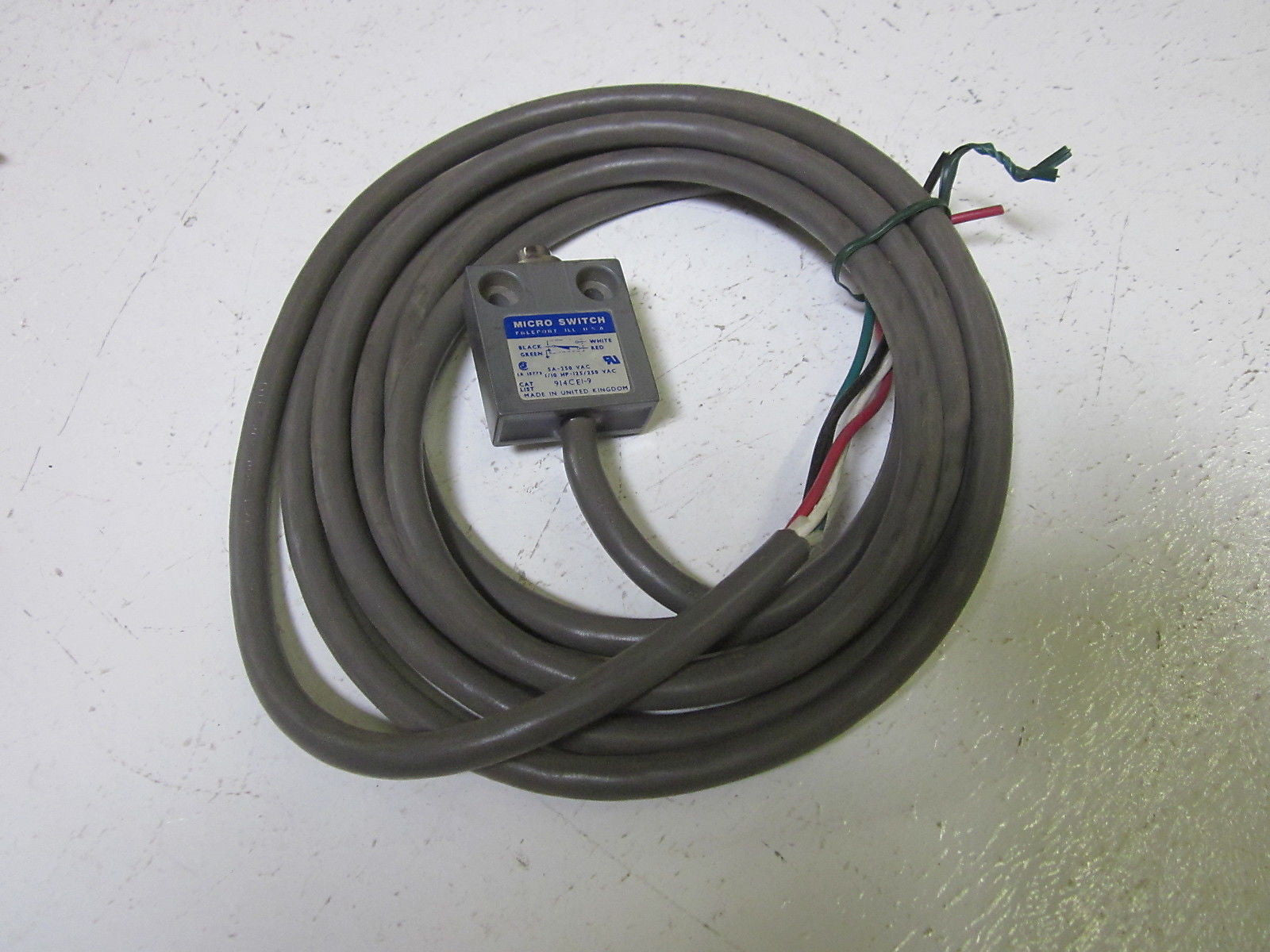 MICROSWITCH 914CE1-9 LIMIT SWITCH  *USED*