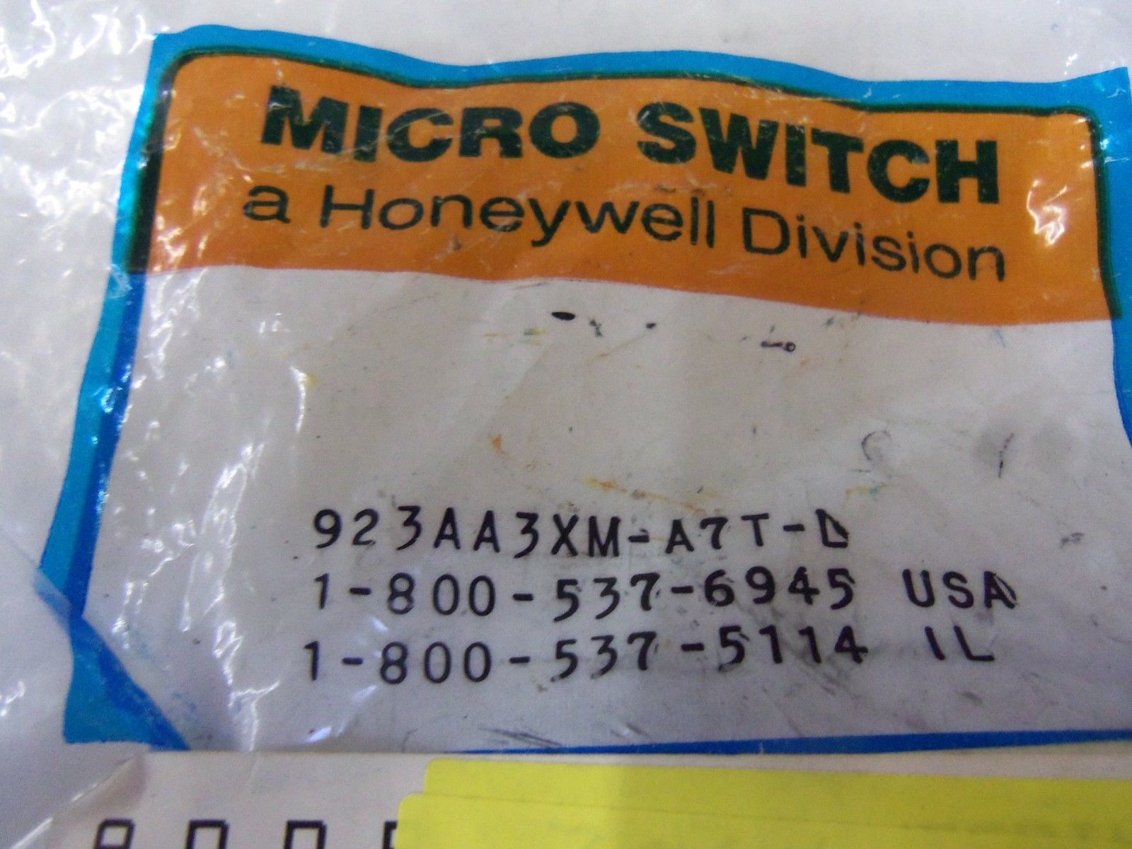 MICRO SWITCH  923AA3XM-A7T-L *NEW IN FACTORY BAG*