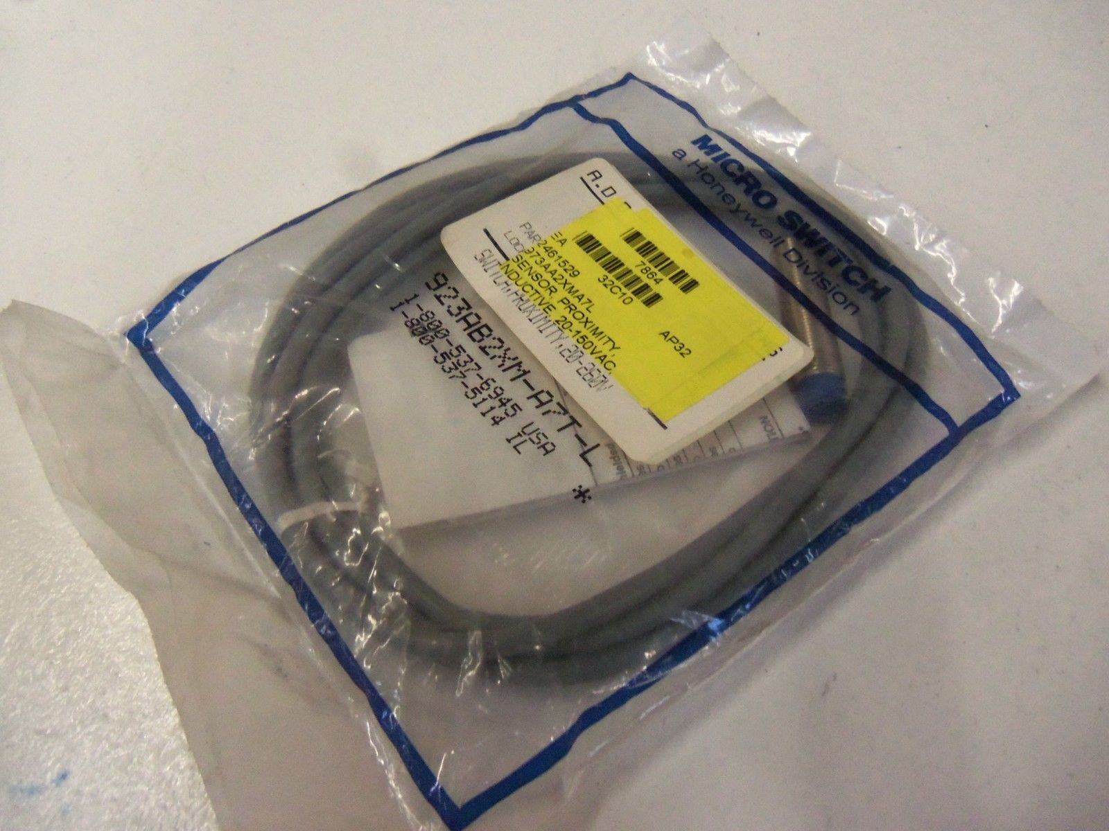 MICROSWITCH 923AB2XM-A7T-L *NEW IN FACTORY BAG*