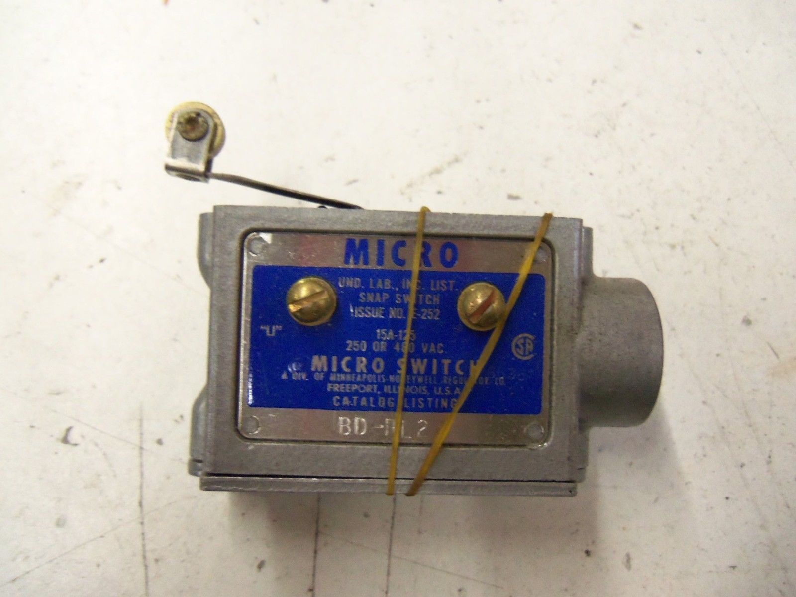 MICRO SWITCH BD-RL2 *NEW IN BOX*