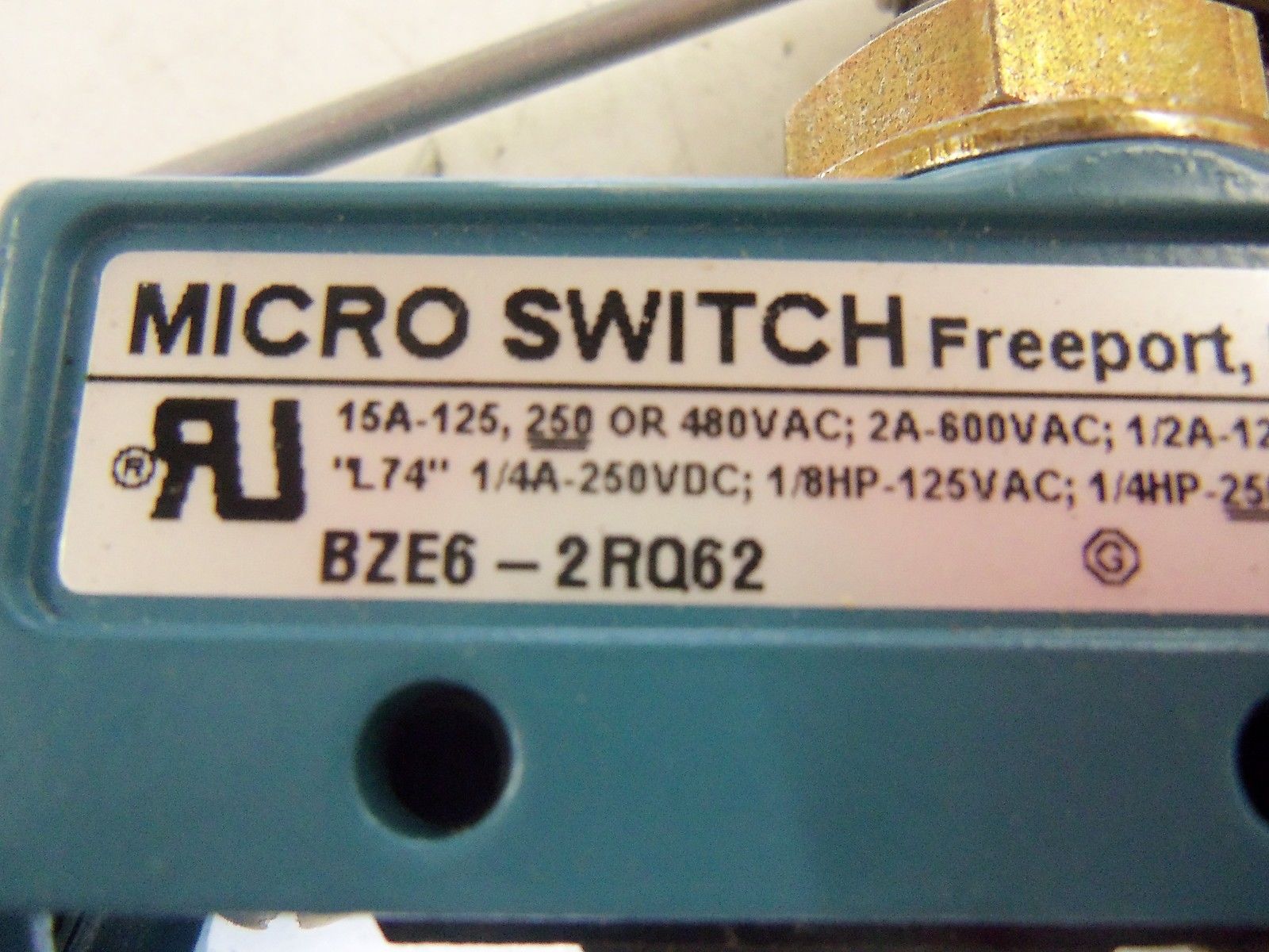 MICROSWITCH BZE6-2RQ62 LIMIT SWITCH (AS PICTURED) *NEW NO BOX*