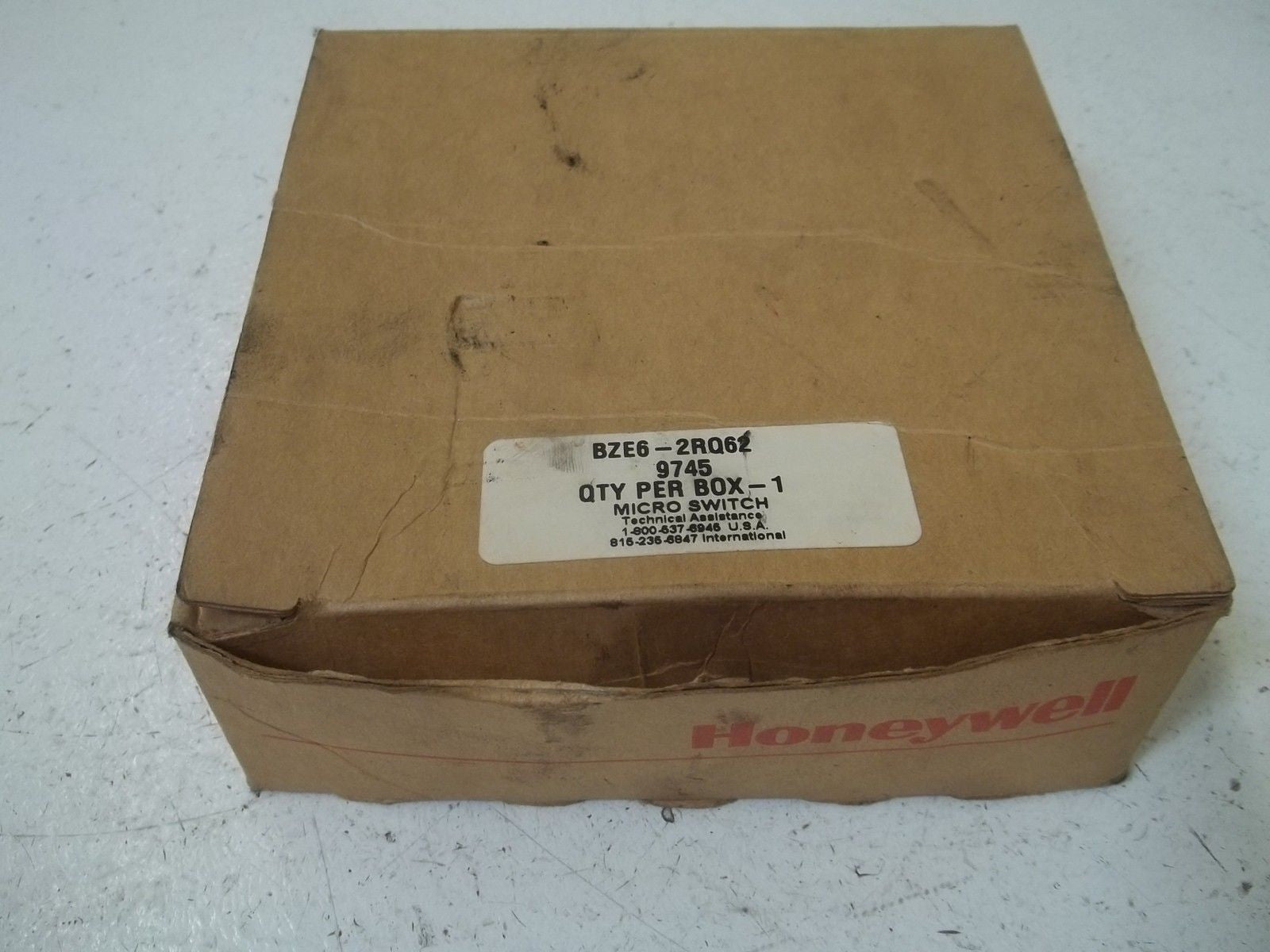 HONEYWELL BZE6-2RQ62 LIMIT SWITCH *NEW IN BOX*