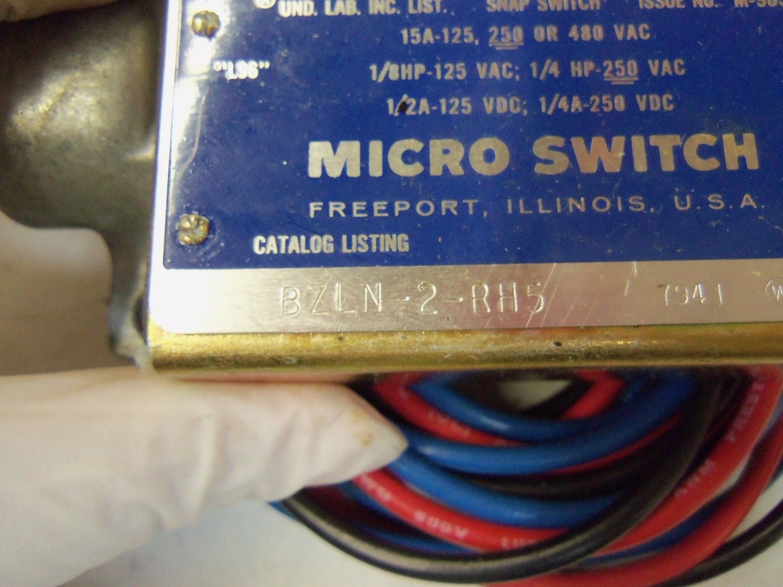 MICROSWITCH BZLN-2-RH5 LIMIT SWITCH *NEW IN BOX*