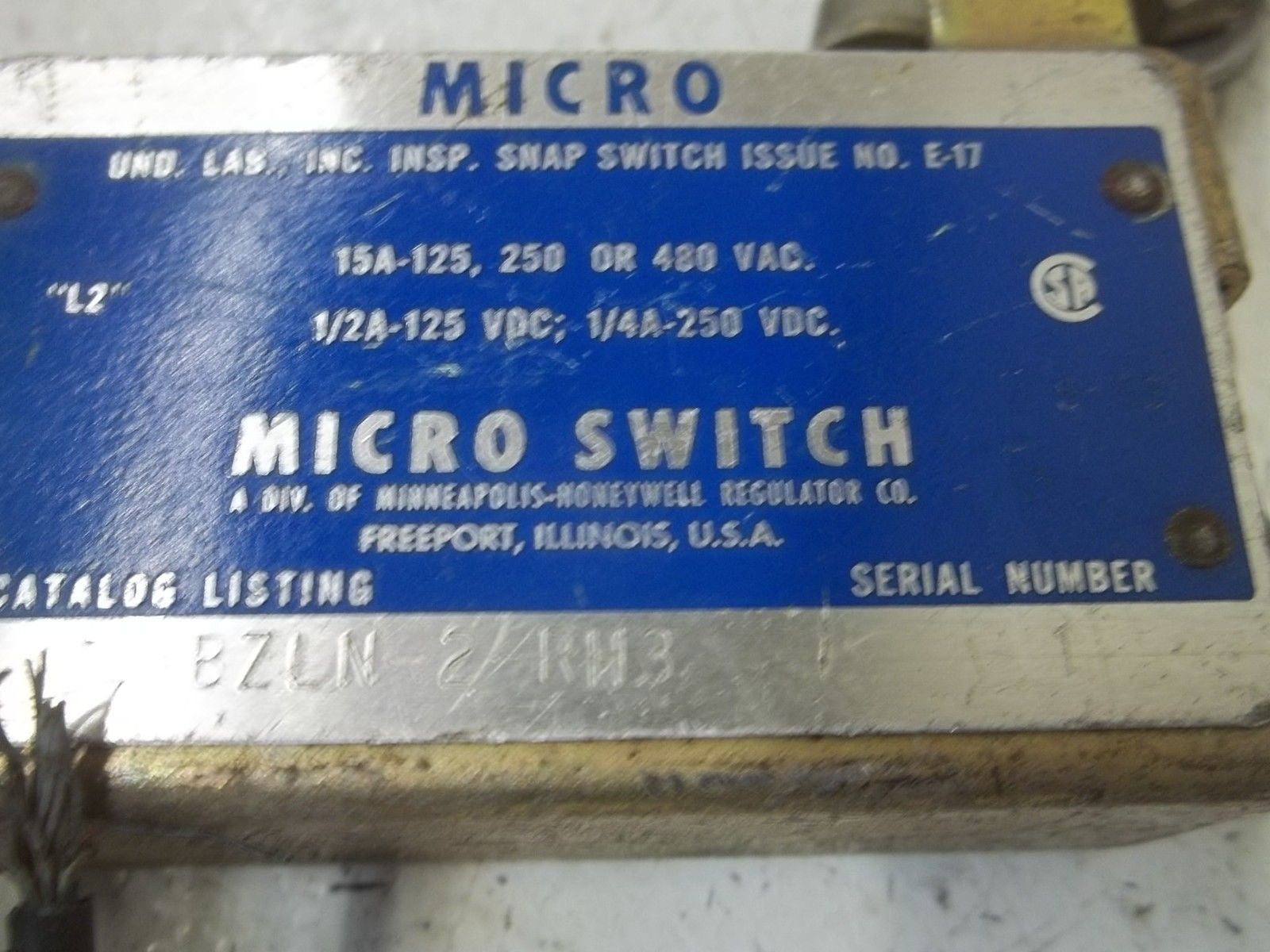 MICROSWITCH BZLN-2-RH3 LIMIT SWITCH *USED*