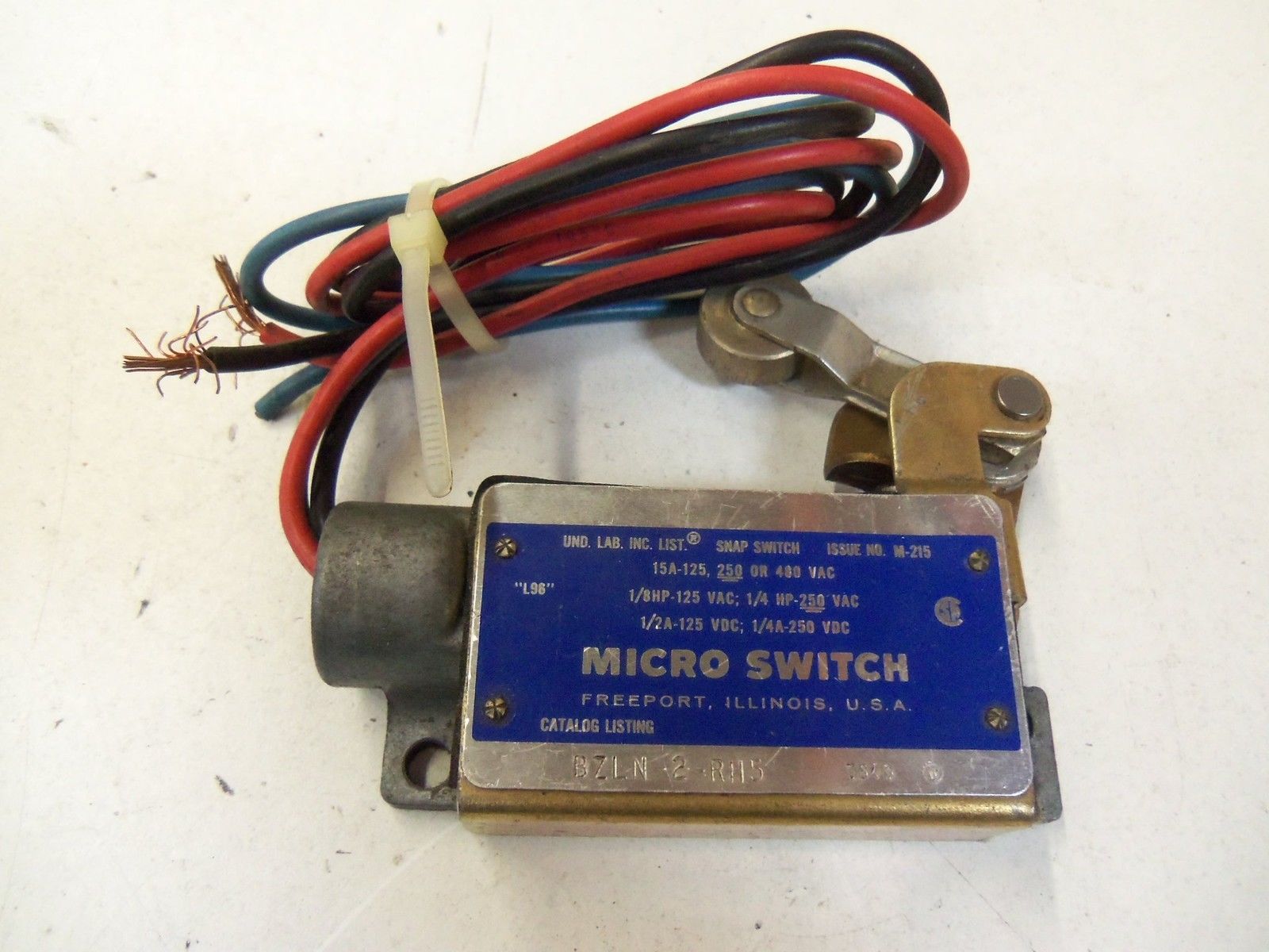 MICROSWITCH BZLN-2-RH5 LIMIT SWITCH *USED*