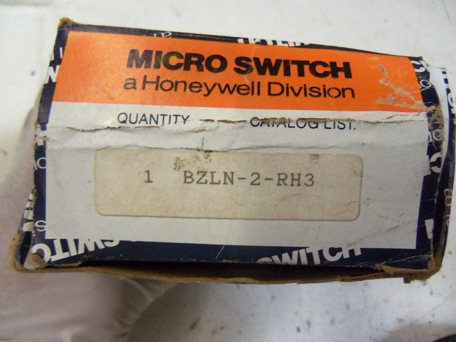 MICROSWITCH BZLN-2-RH3 LIMIT SWITCH *NEW IN BOX*