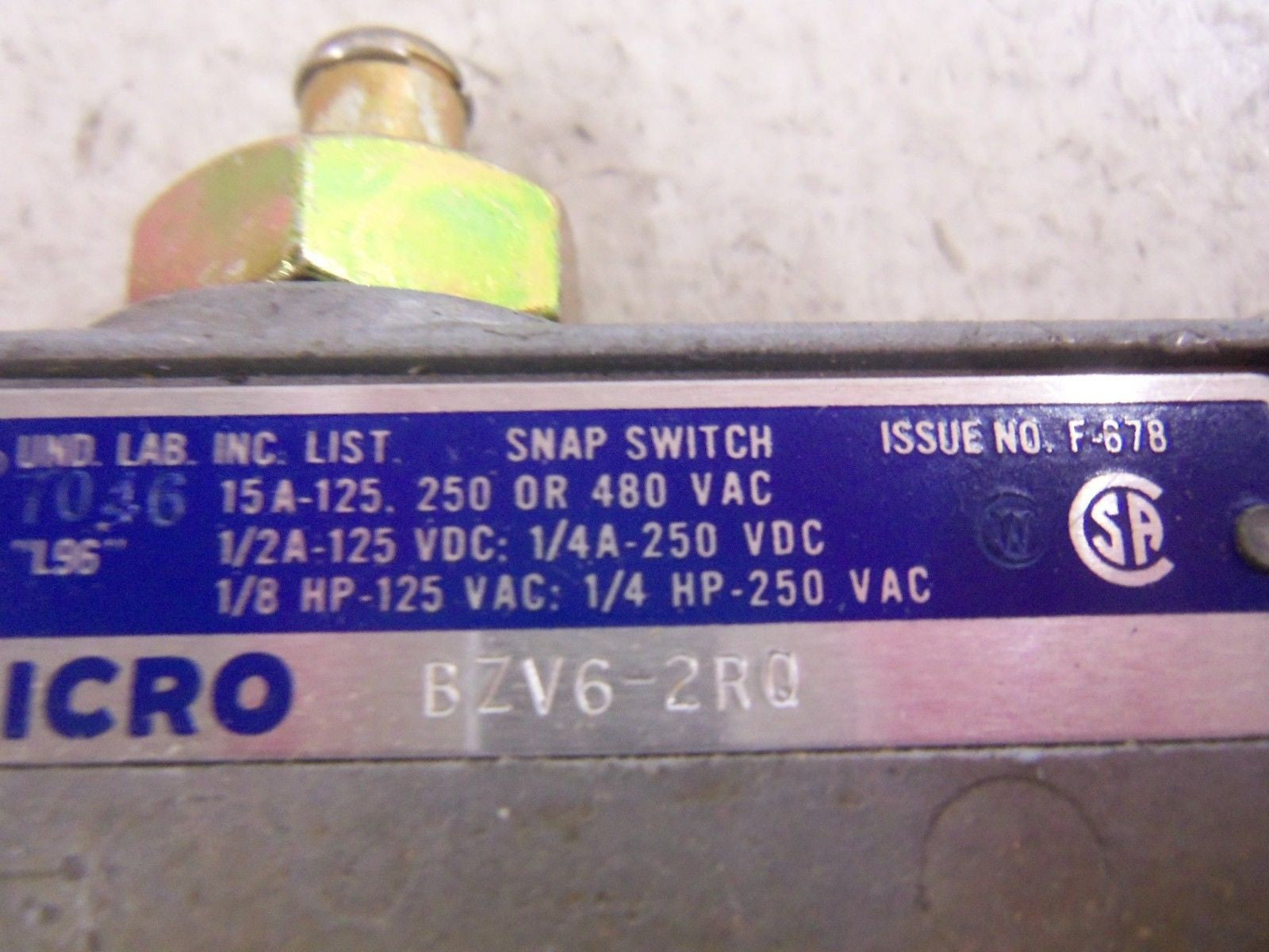 MICROSWITCH BZV6-2RQ SNAP ACTION LIMIT SWITCH *NEW IN BOX*