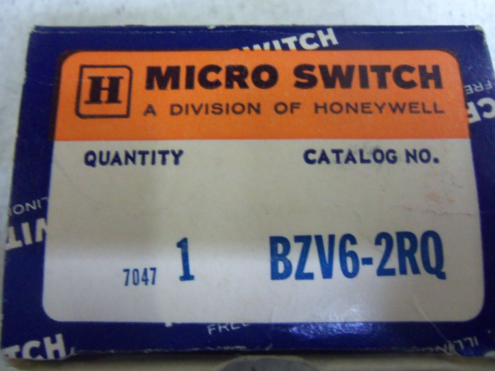 MICROSWITCH BZV6-2RQ SNAP ACTION LIMIT SWITCH *NEW IN BOX*