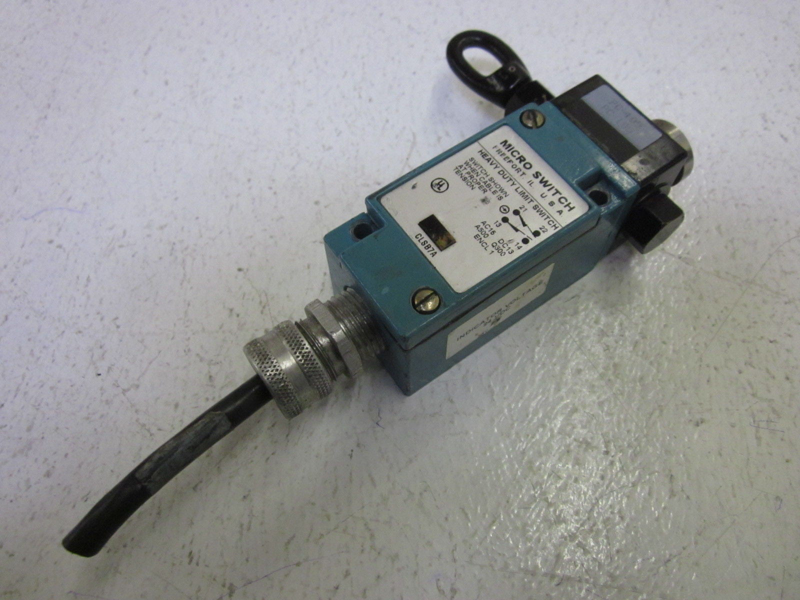 MICROSWITCH CLSB7A HEAVY DUTY LIMIT SWITCH *USED*