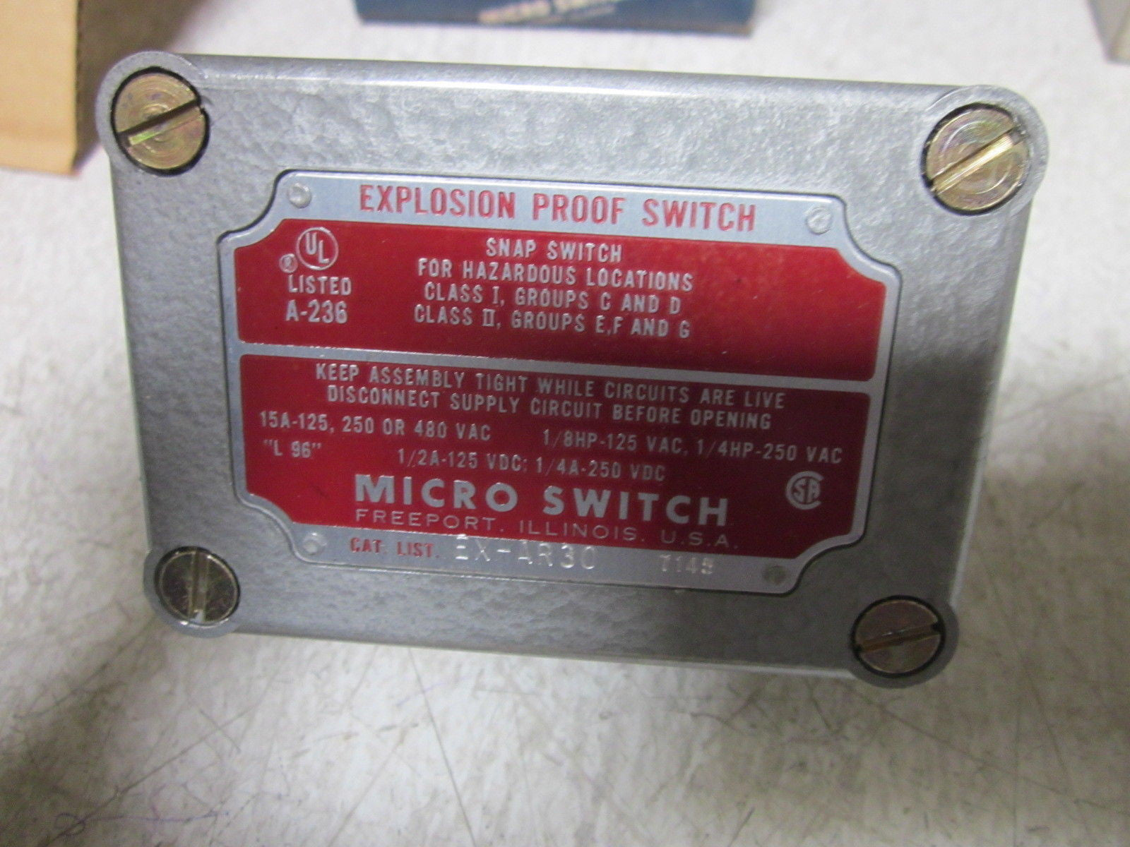 MICROSWITCH EX-AR30 EXPLOSION PROOF SWITCH (GREY) *NEW IN BOX*