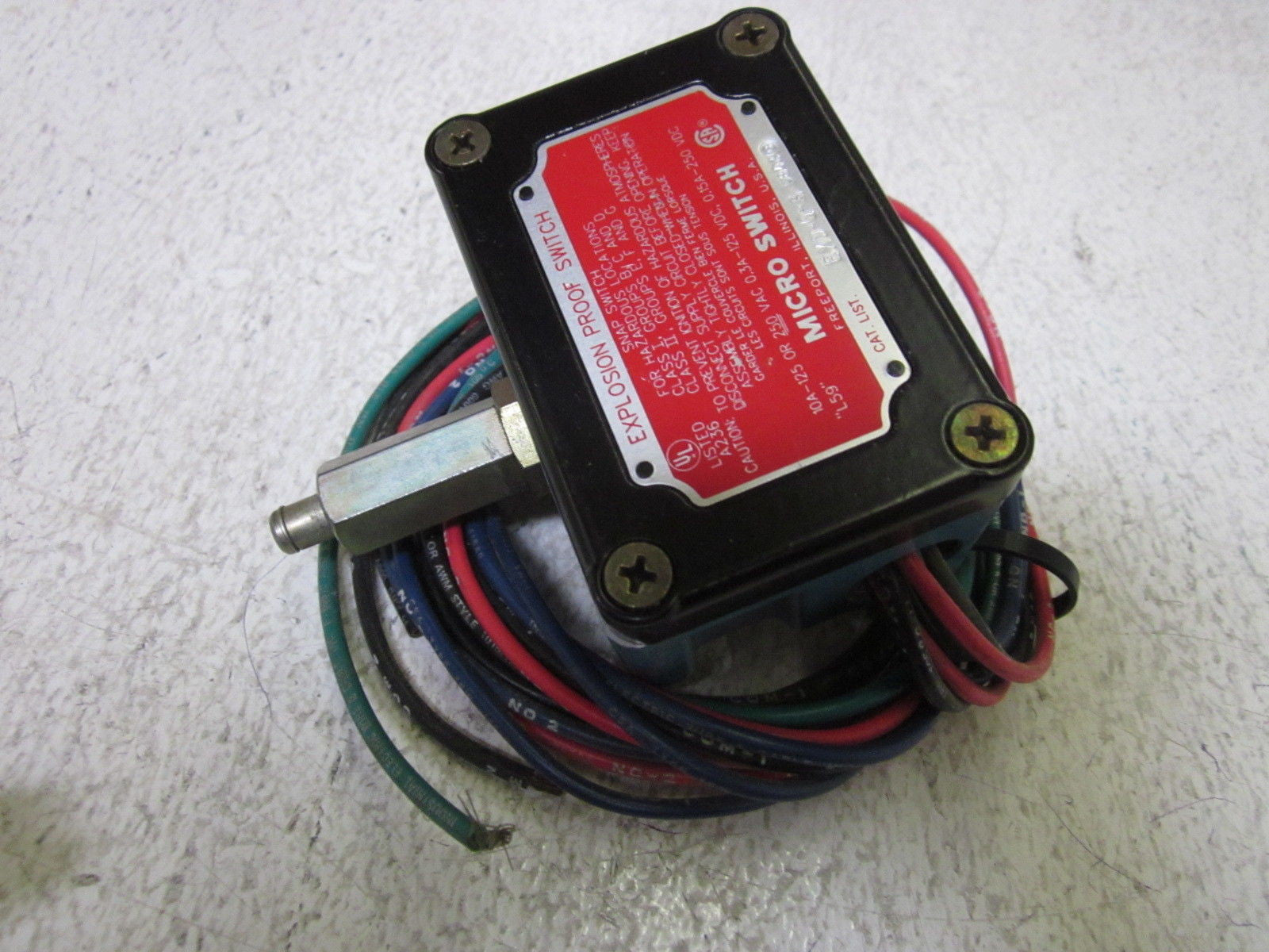 MICROSWITCH EXD-Q-3 EXPLOSION PROOF SWITCH SNAP SWITCH *USED*