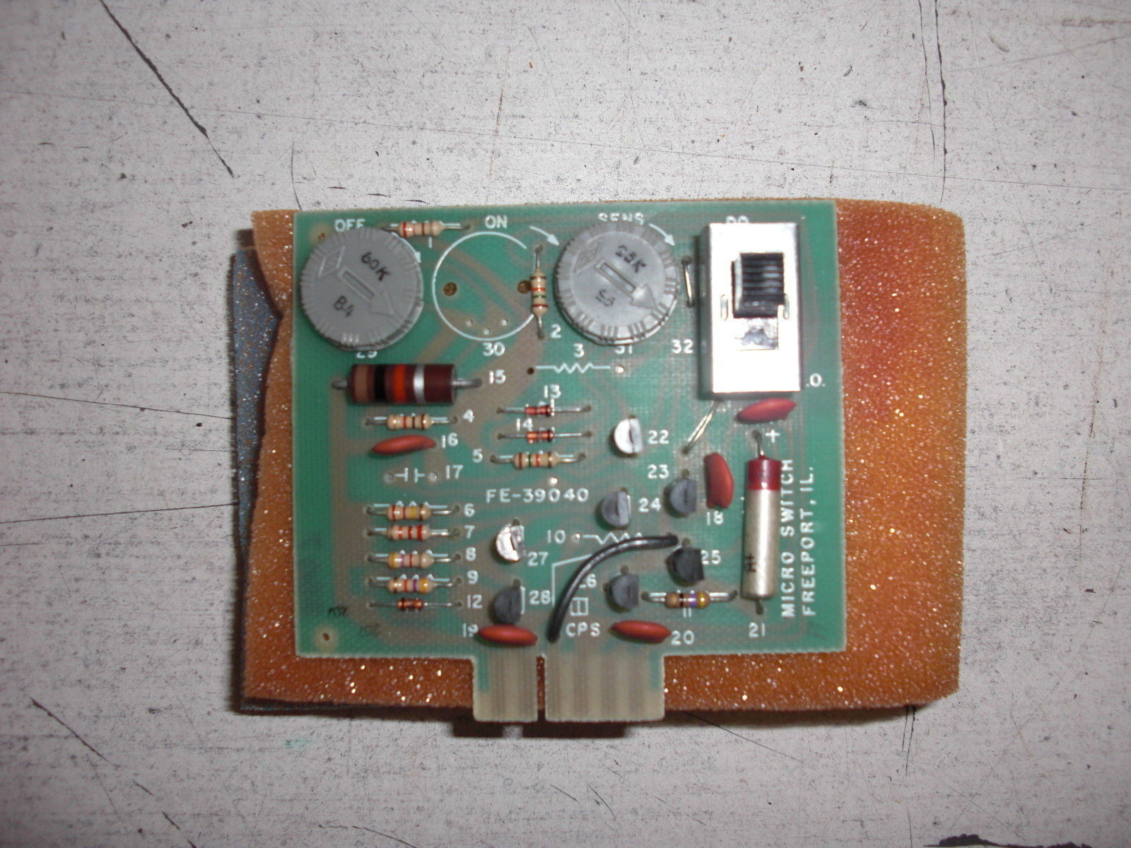 MICROSWITCH FE-LOG5R *NEW*