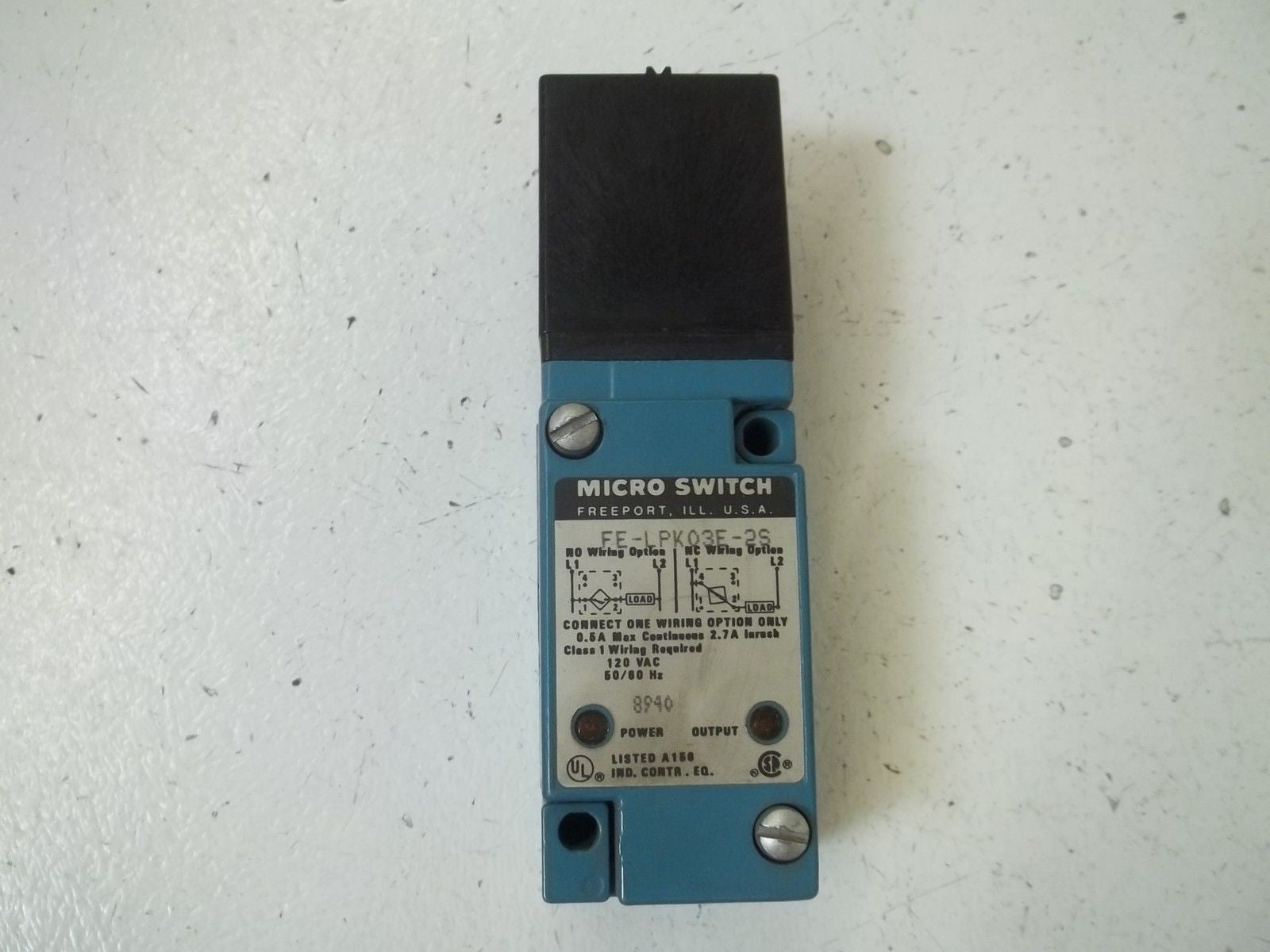 MICRO SWITCH FE-LPK03E-2S PHOTOELECTRIC SENSOR *USED*
