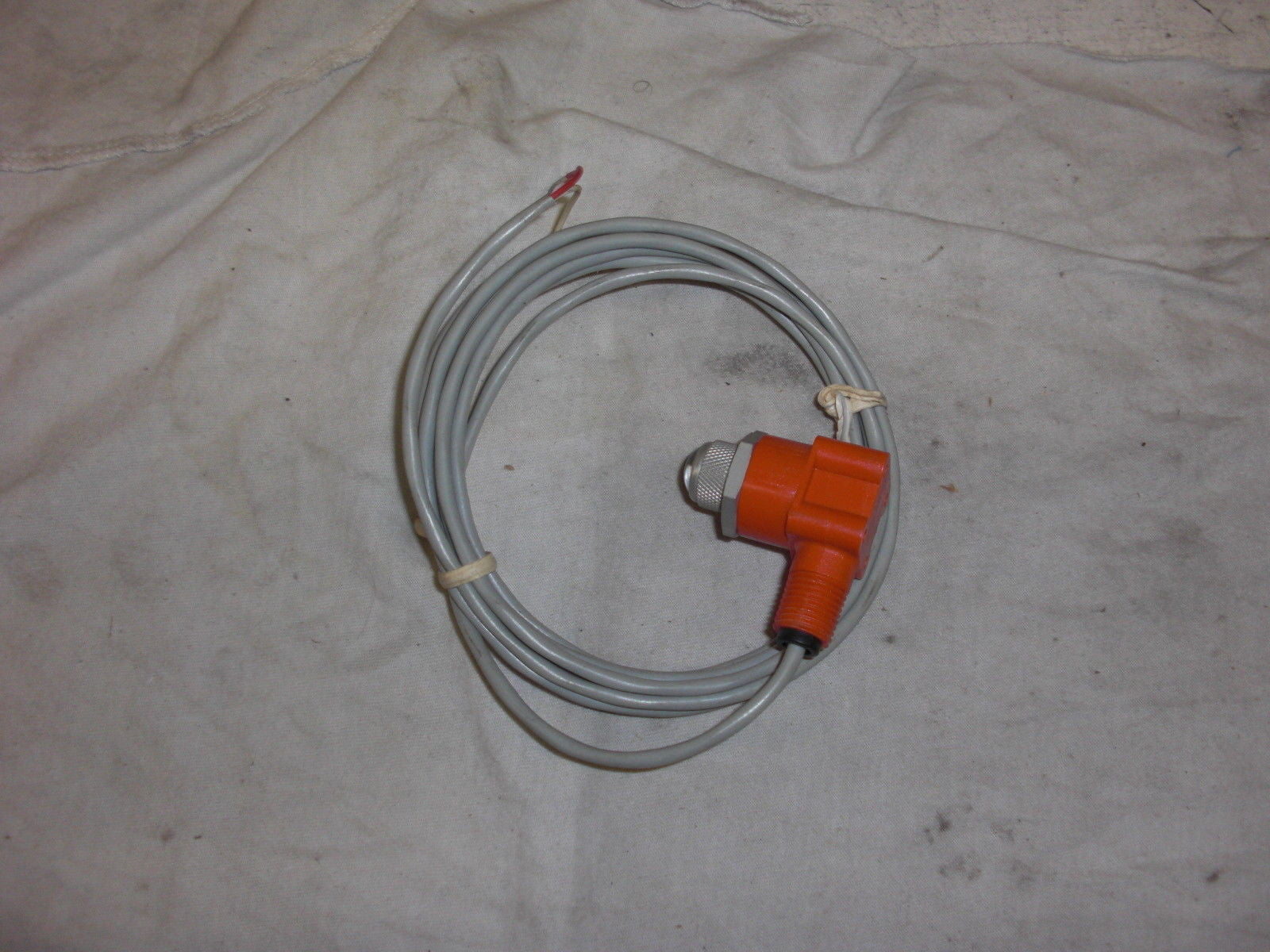 MICROSWITCH FE-LS1C PHOTOELECTRIC SENSOR *NEW NO BOX*
