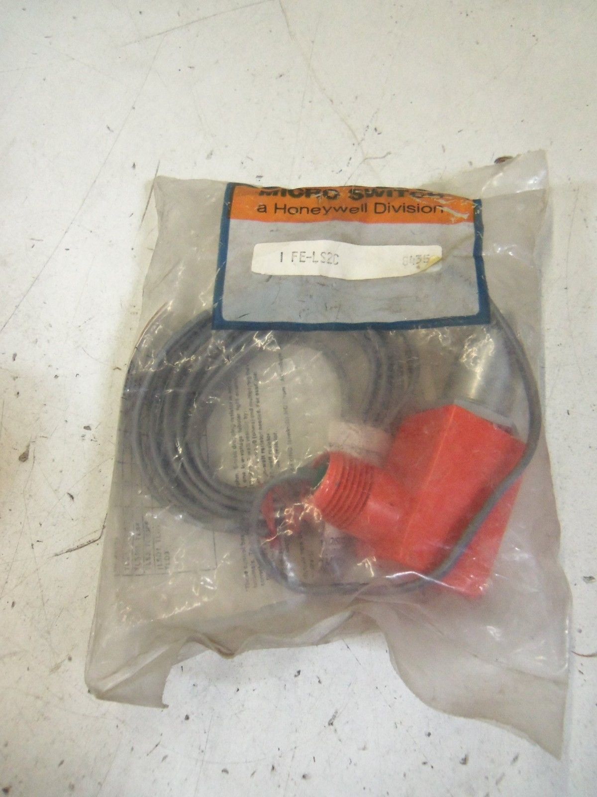 MICROSWITCH FE-LS2C *NEW IN FACTORY BAG*