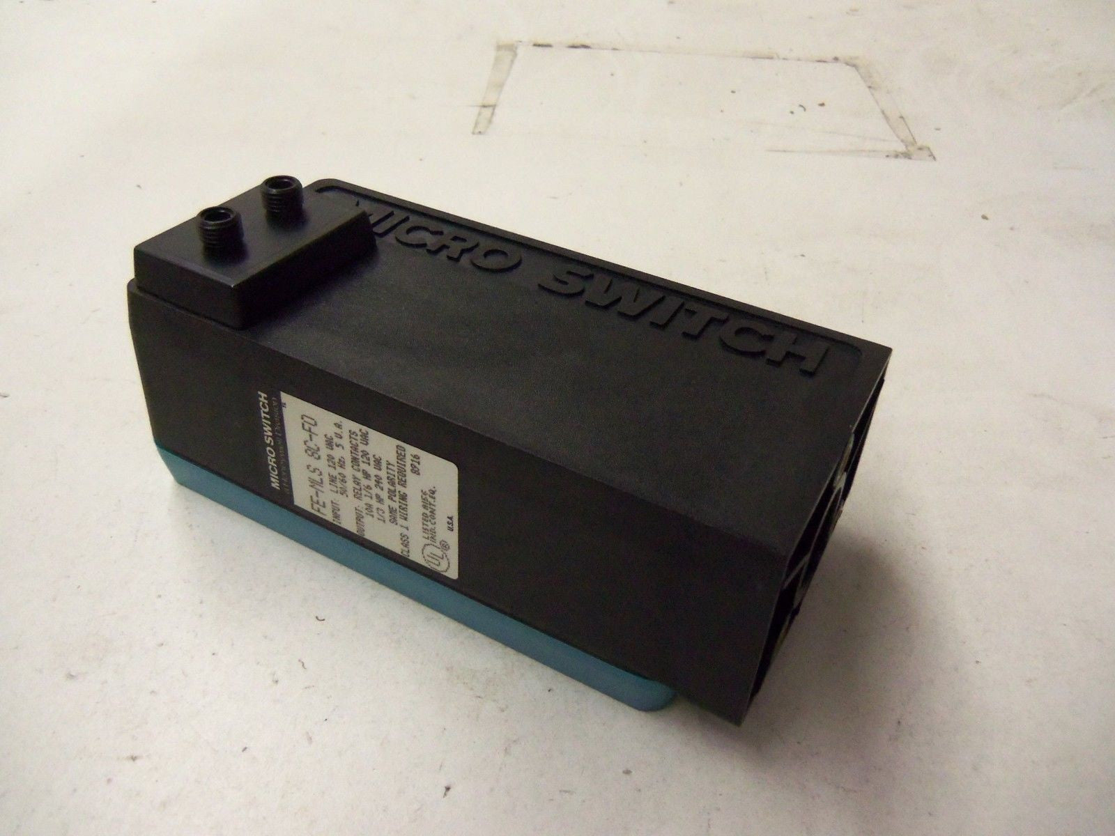 MICROSWITCH FE-MLS 8C-F0 *NEW IN BOX*