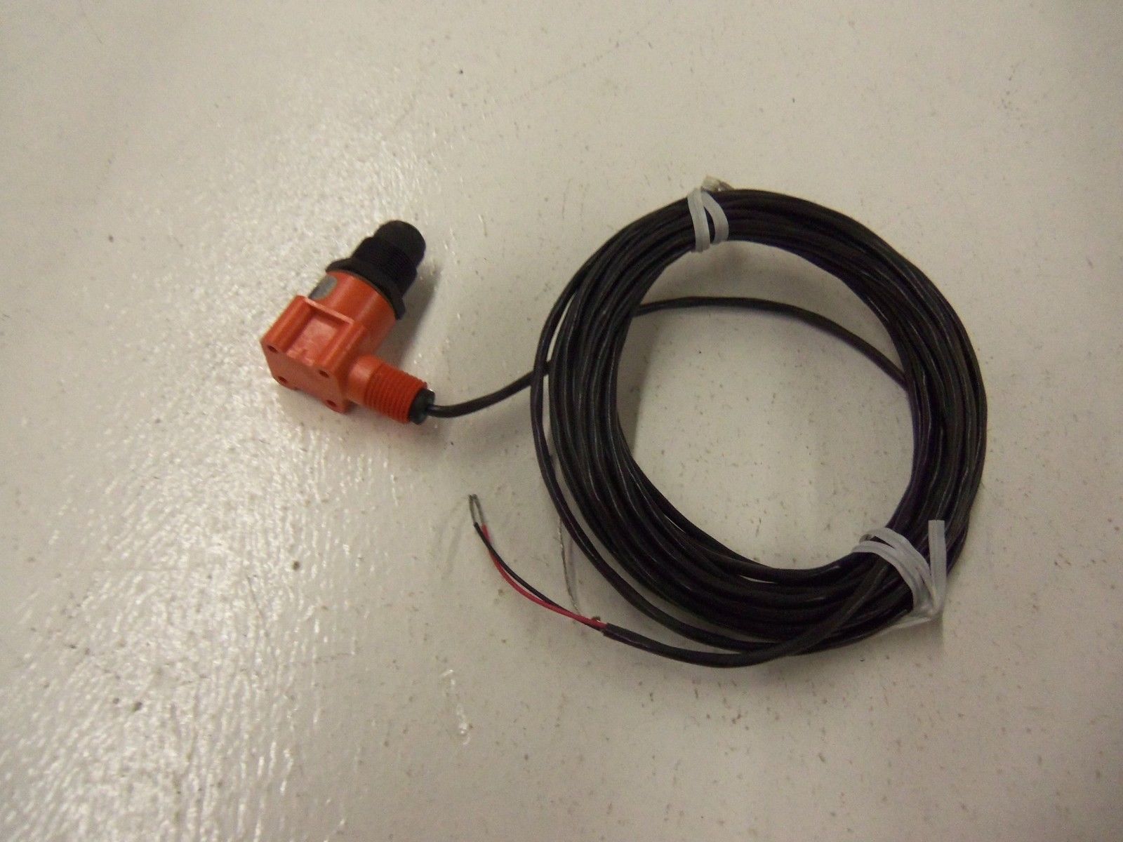 MICROSWITCH  FE-PC1L-SP-24  *USED*