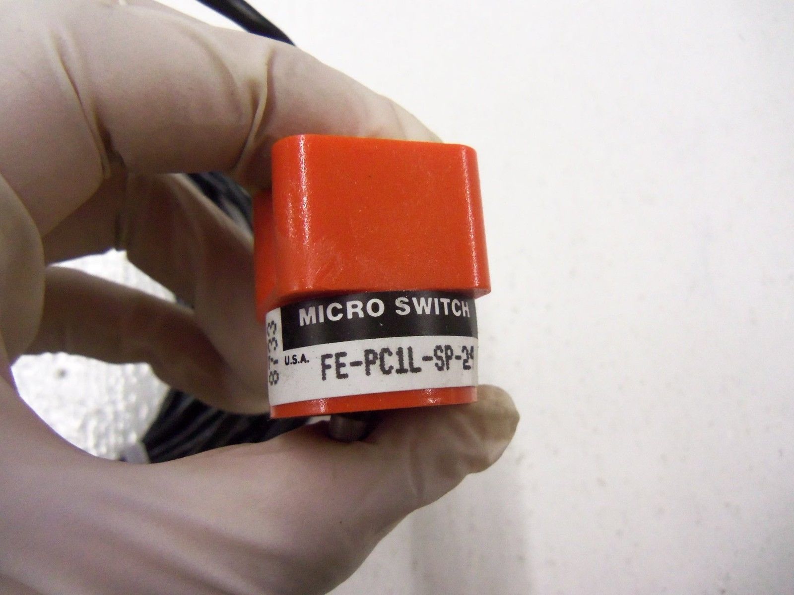 MICROSWITCH FE-PC1L-SP-24 *AS IS*