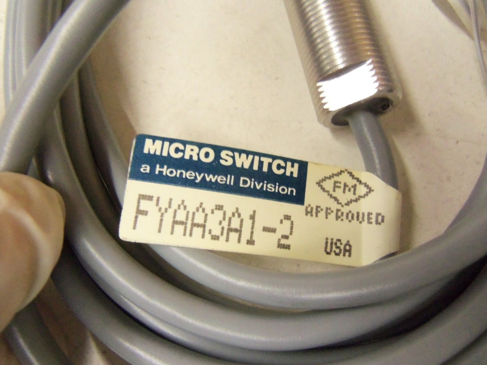 MICROSWITCH FYAA3A1-2 *NEW NO BOX*