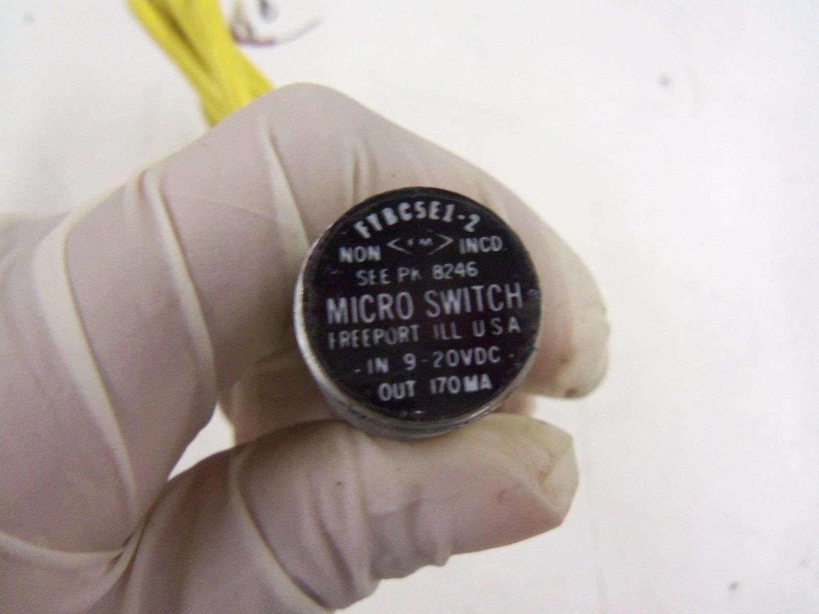 MICROSWITCH FYBC5E1-2 *USED*