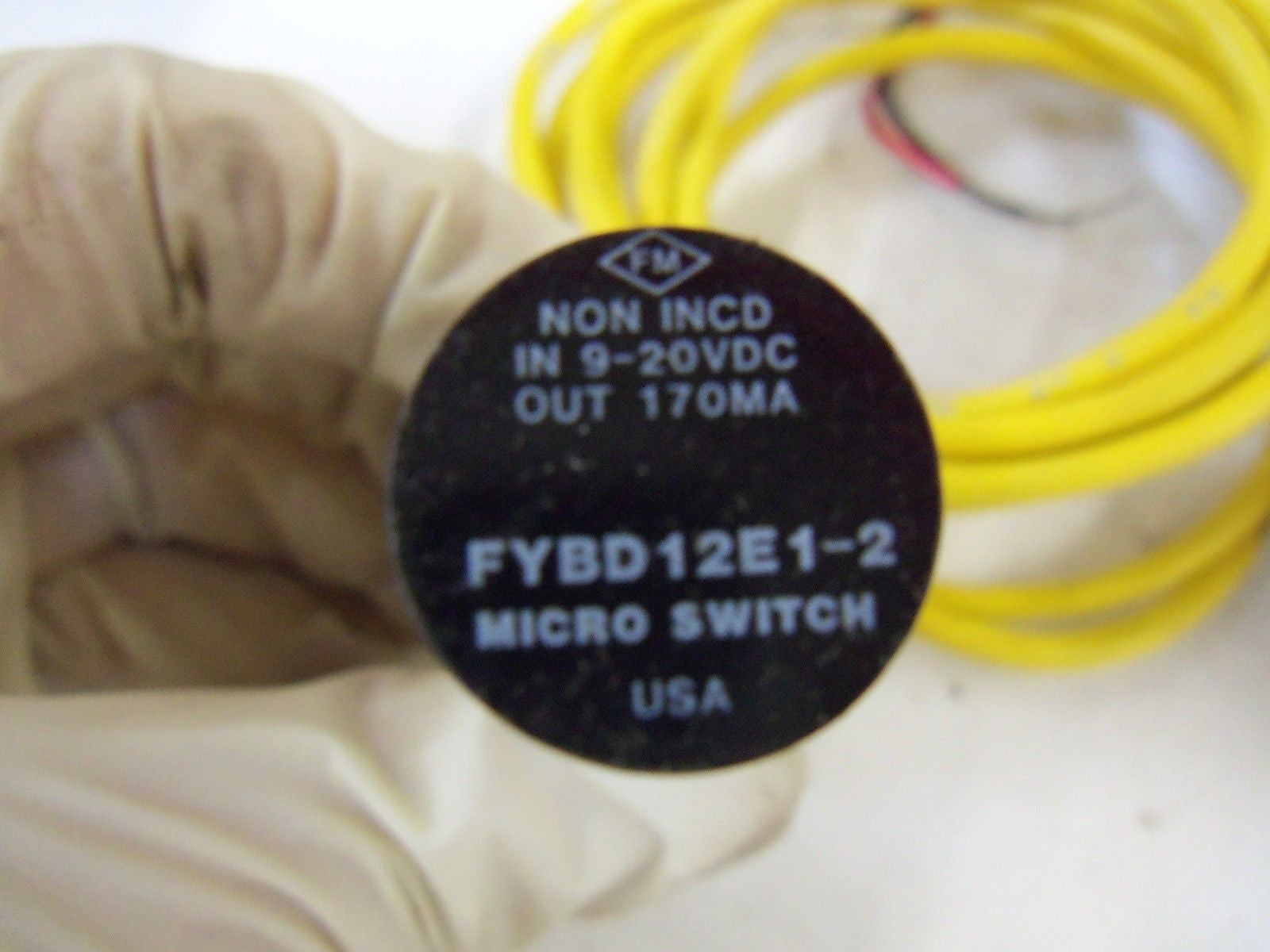 MICROSWITCH FYBD12E1-2 *NEW IN BOX*