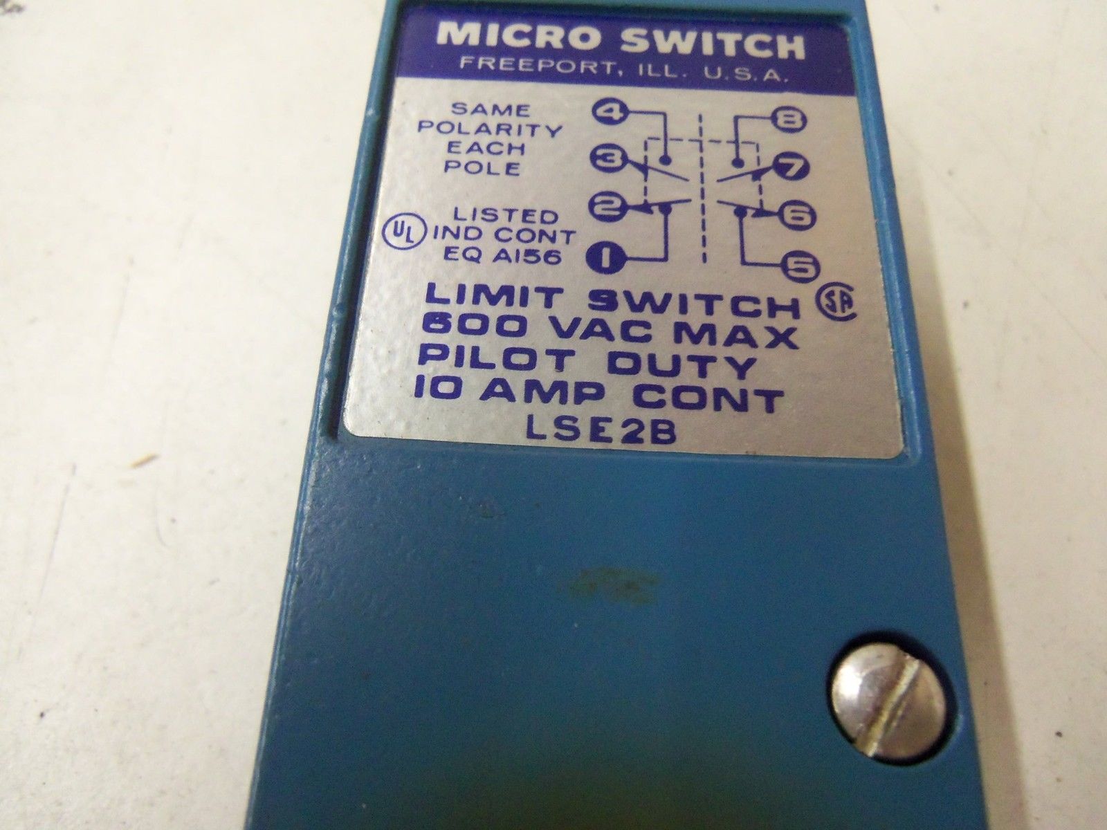 MICROSWITCH LSE2B *NEW NO BOX*