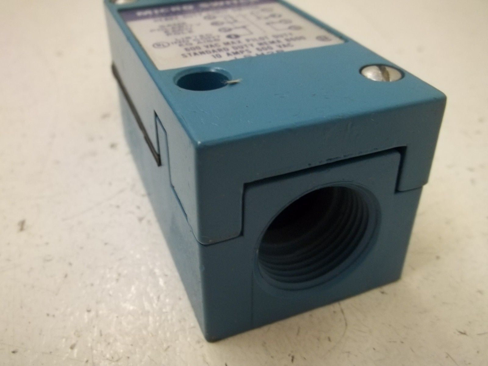 MICROSWITCH LSH2B LIMIT SWITCH *USED*