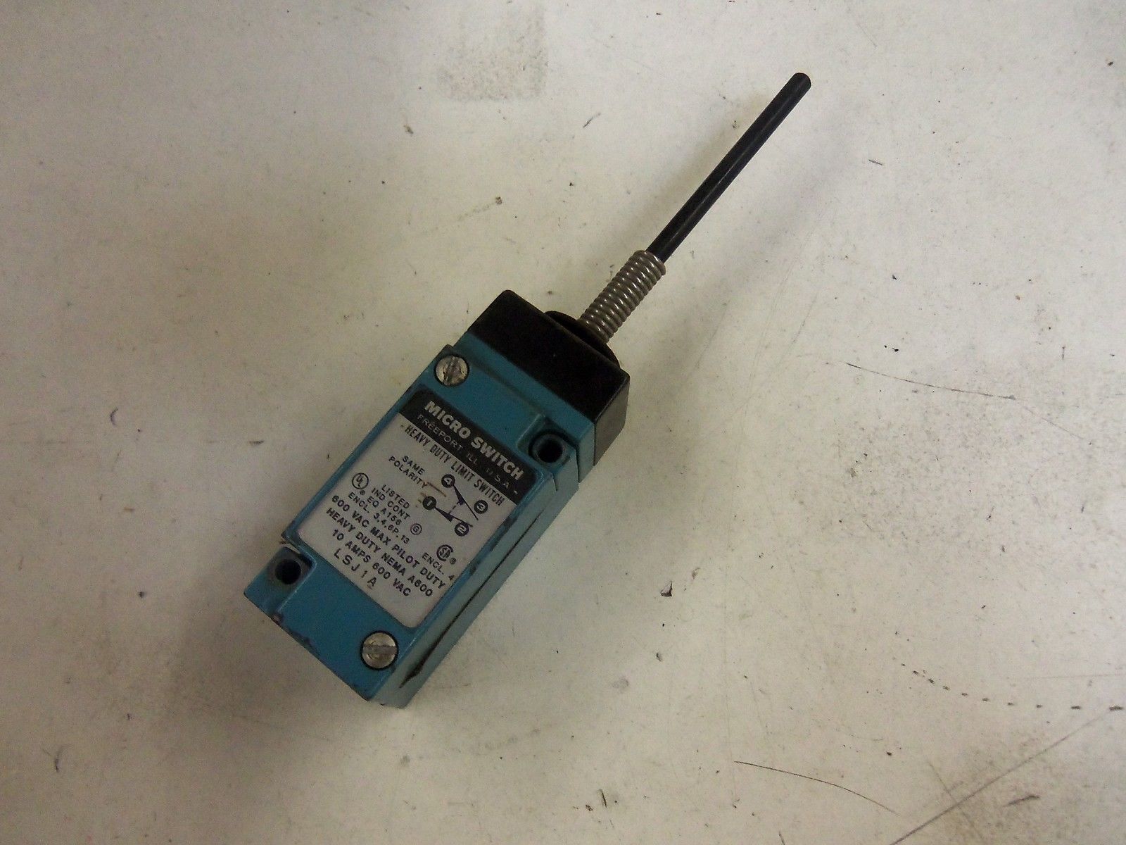 MICROSWITCH LSJ1A *USED*