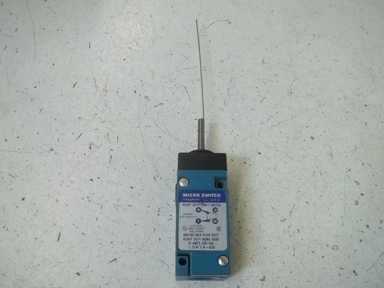MICRO SWITCH LSK1A-8B LIMIT SWITCH *USED*