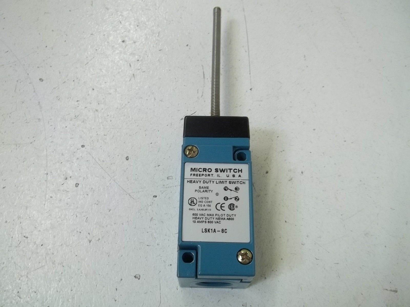 MICROSWITCH LSK1A-8C LIMIT SWITCH *NEW IN BOX*