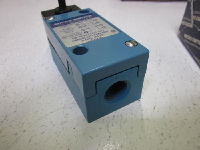 MICRO SWITCH LSR6B *NEW IN BOX*