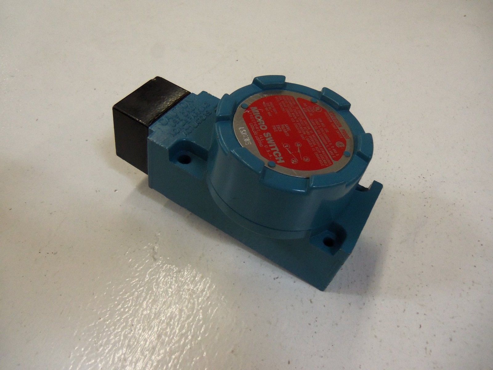 MICROSWITCH LSXA3K5 *USED*