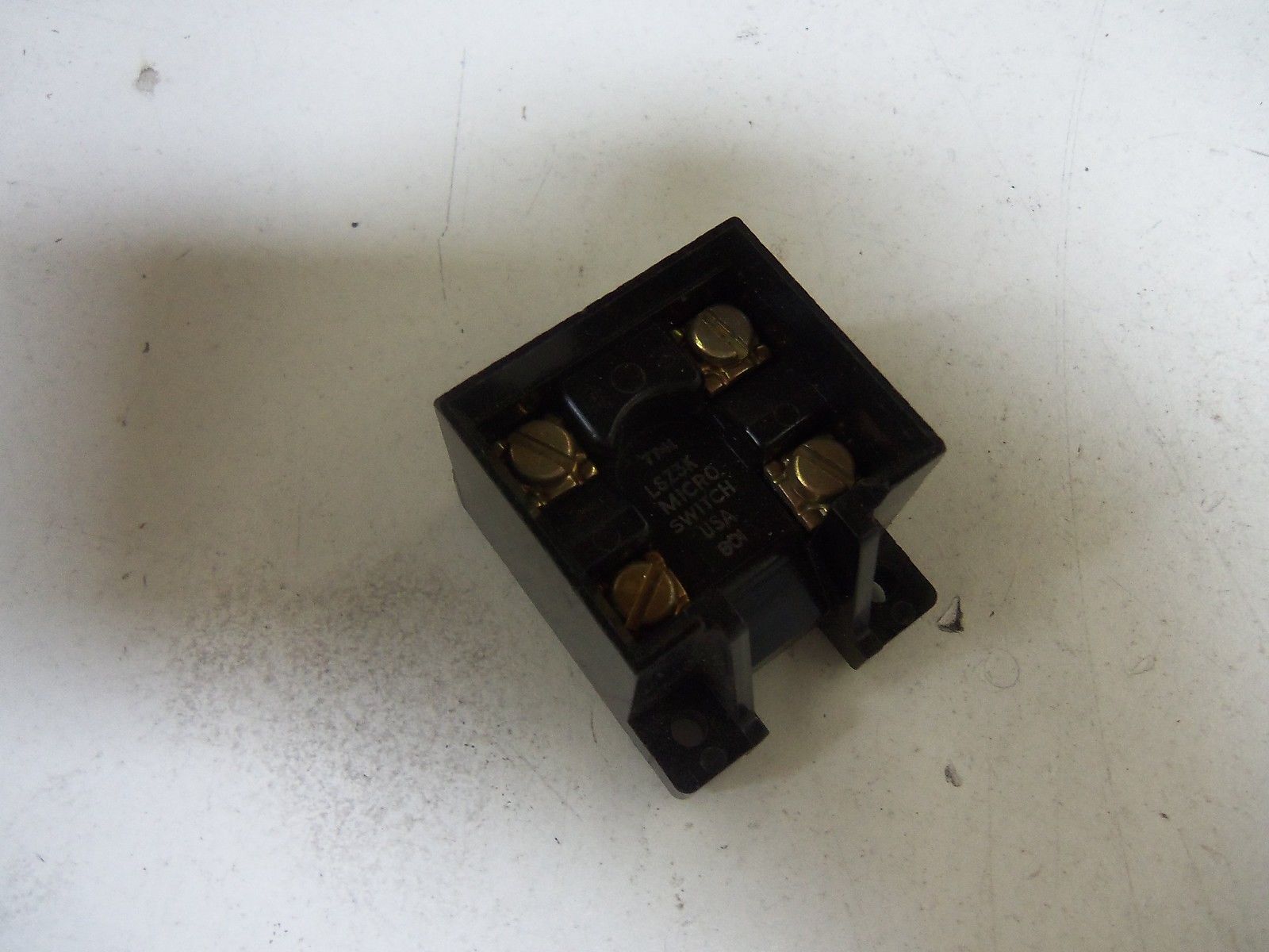 MICROSWITCH LSZ3K *USED*