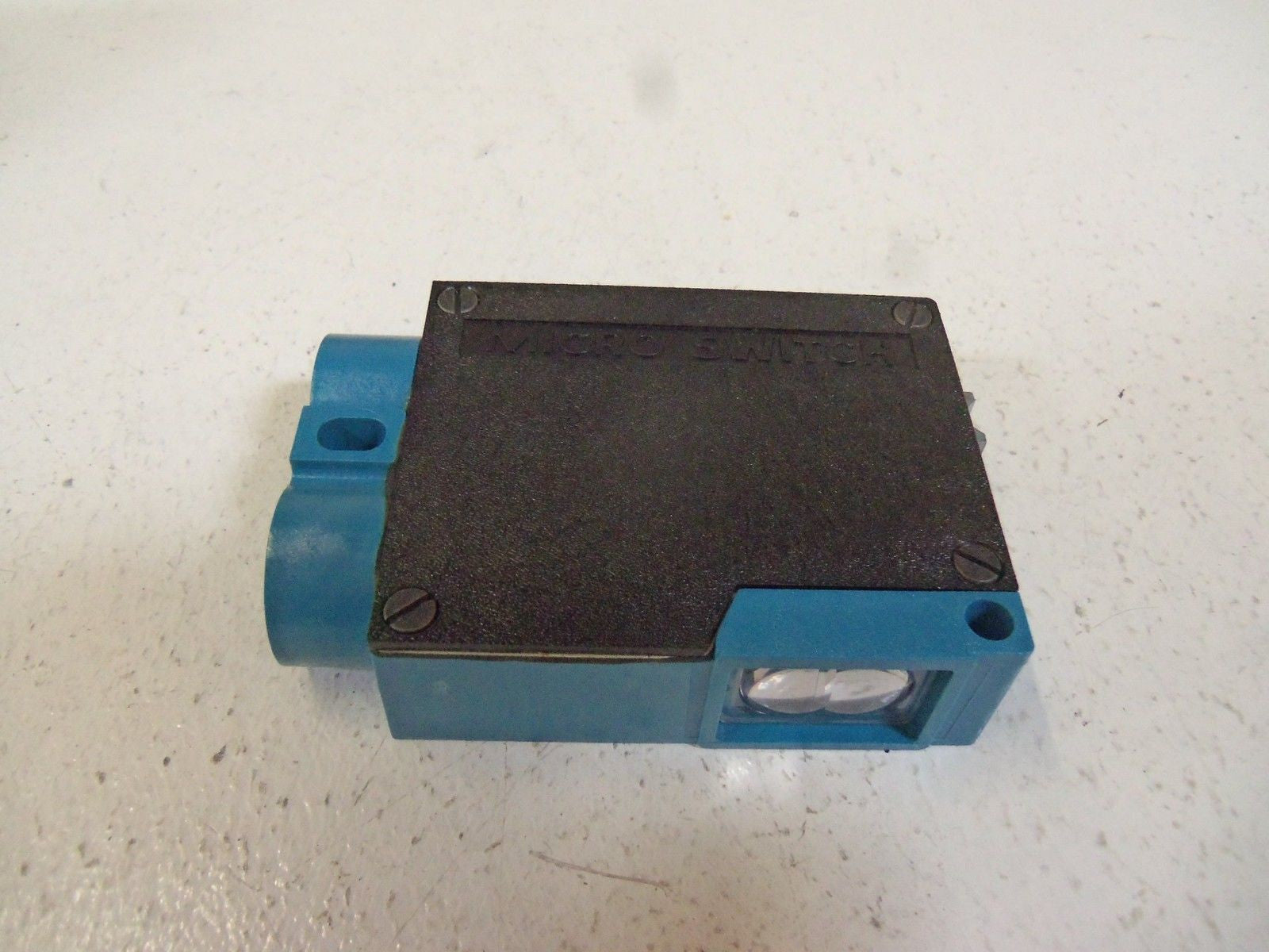 MICROSWITCH PHOTOELECTRIC FE-MLS10-F20A *USED*