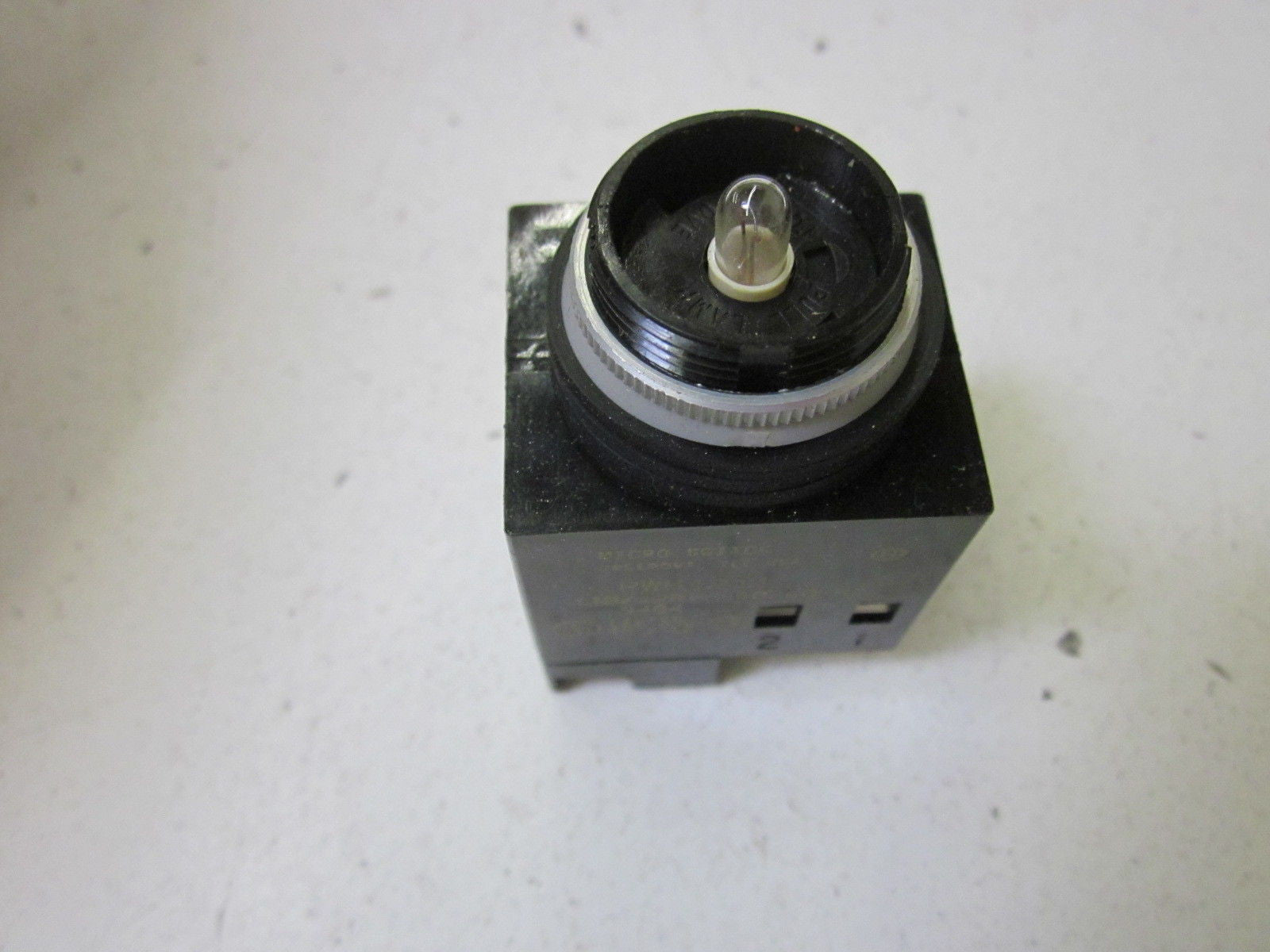 MICRO SWITCH PWH1211 *NEW IN BOX*