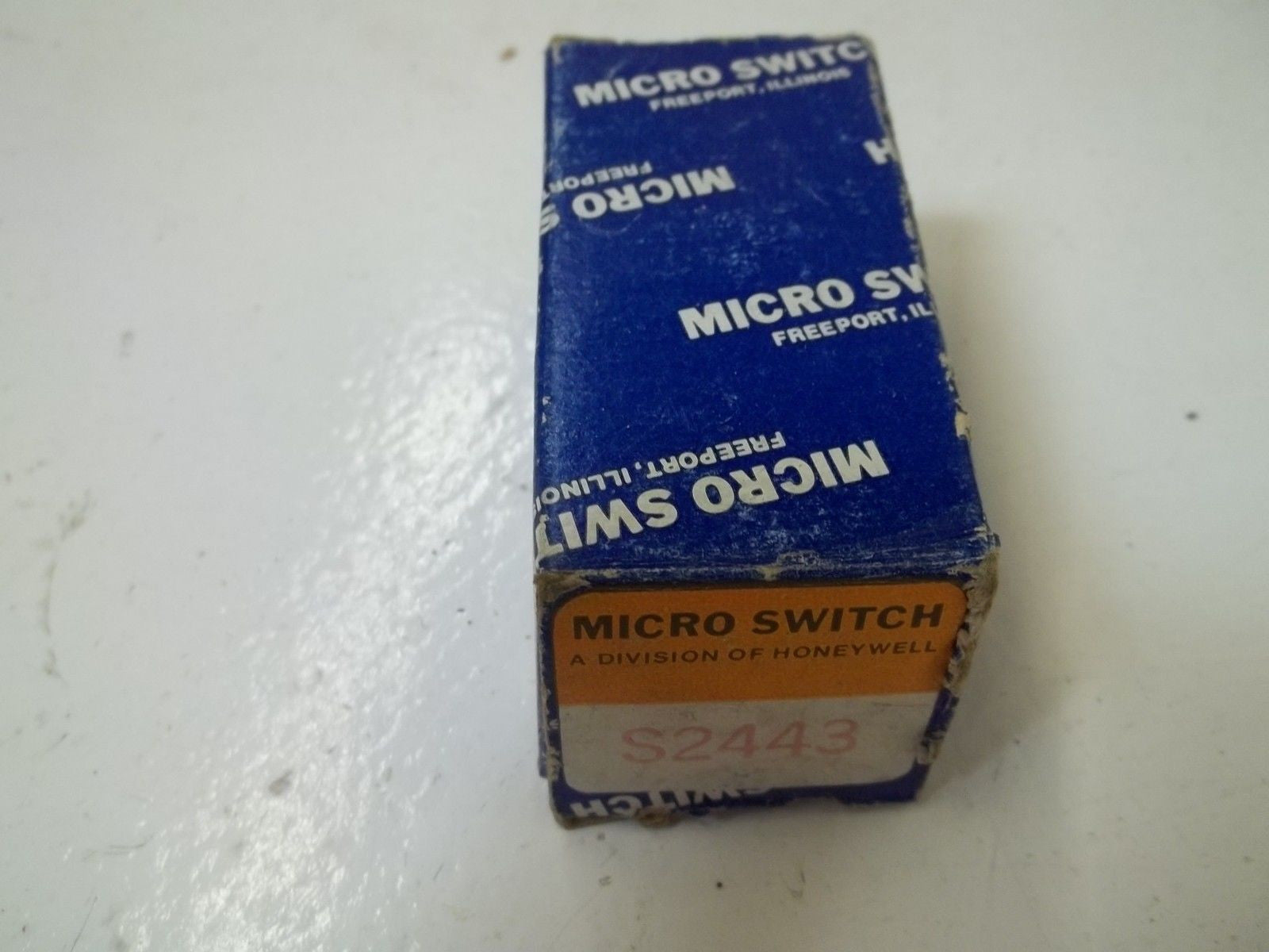 MICROSWITCH S2443 (BLUE & WHITE BOX)*NEW IN BOX*
