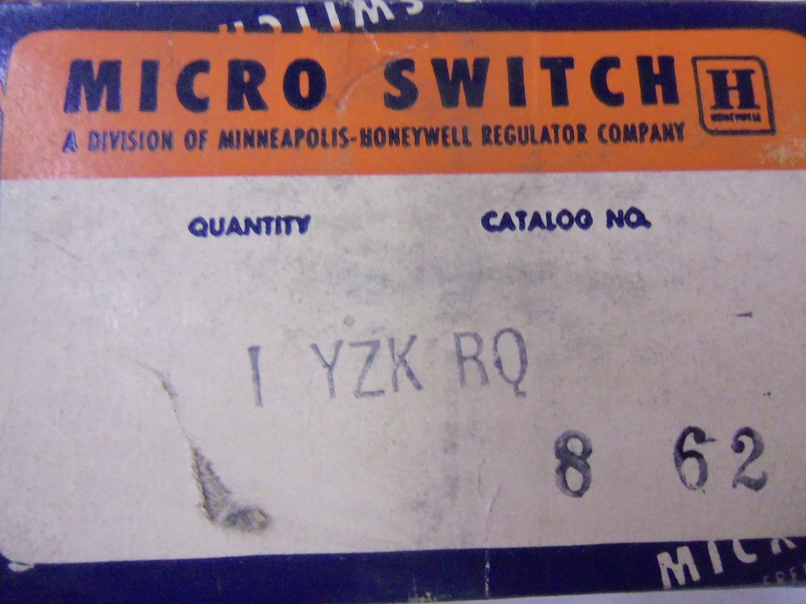 MICROSWITCH YZK-RQ *NEW IN BOX*
