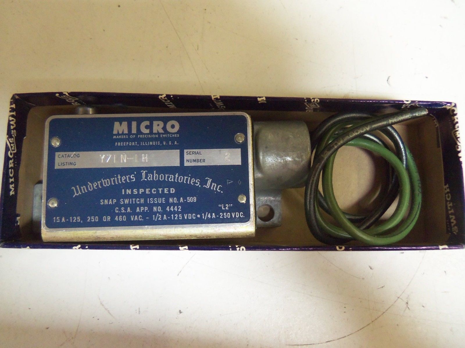 MICROSWITCH YZLN-LH *NEW IN BOX*